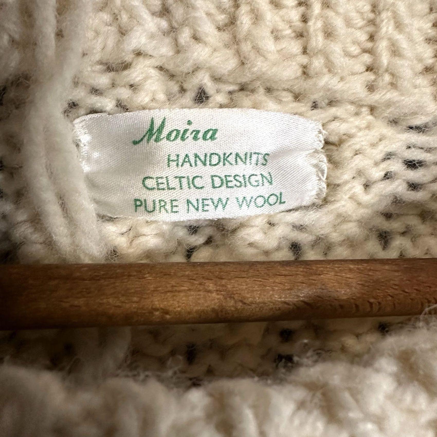 Vintage VINTAGE Moira Handknit Wool Celtic Design Fisherman Sweater Ivory Cable Womens L Size L / US 10 / IT 46 - 3 Thumbnail