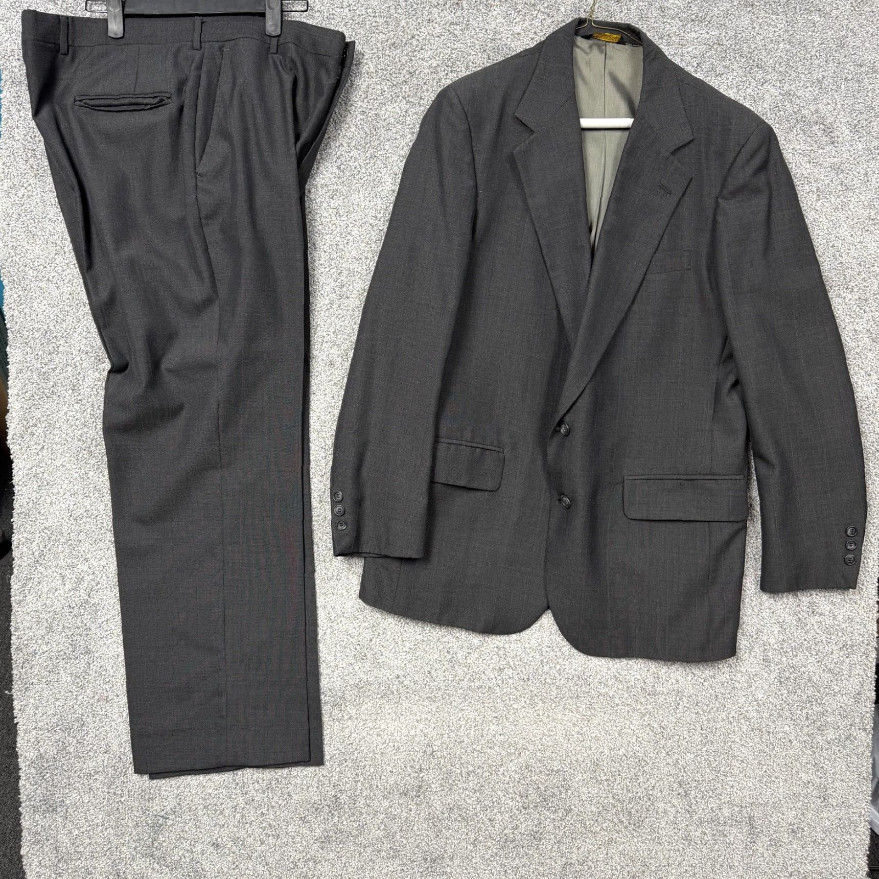 Vintage VINTAGE South Oak 2 Piece Suit Men's 43R Regular Dark Gray 37x29 Business Formal Notch Lapel 2 Button Vintage 80s-90s Size 46R - 2 Thumbnail