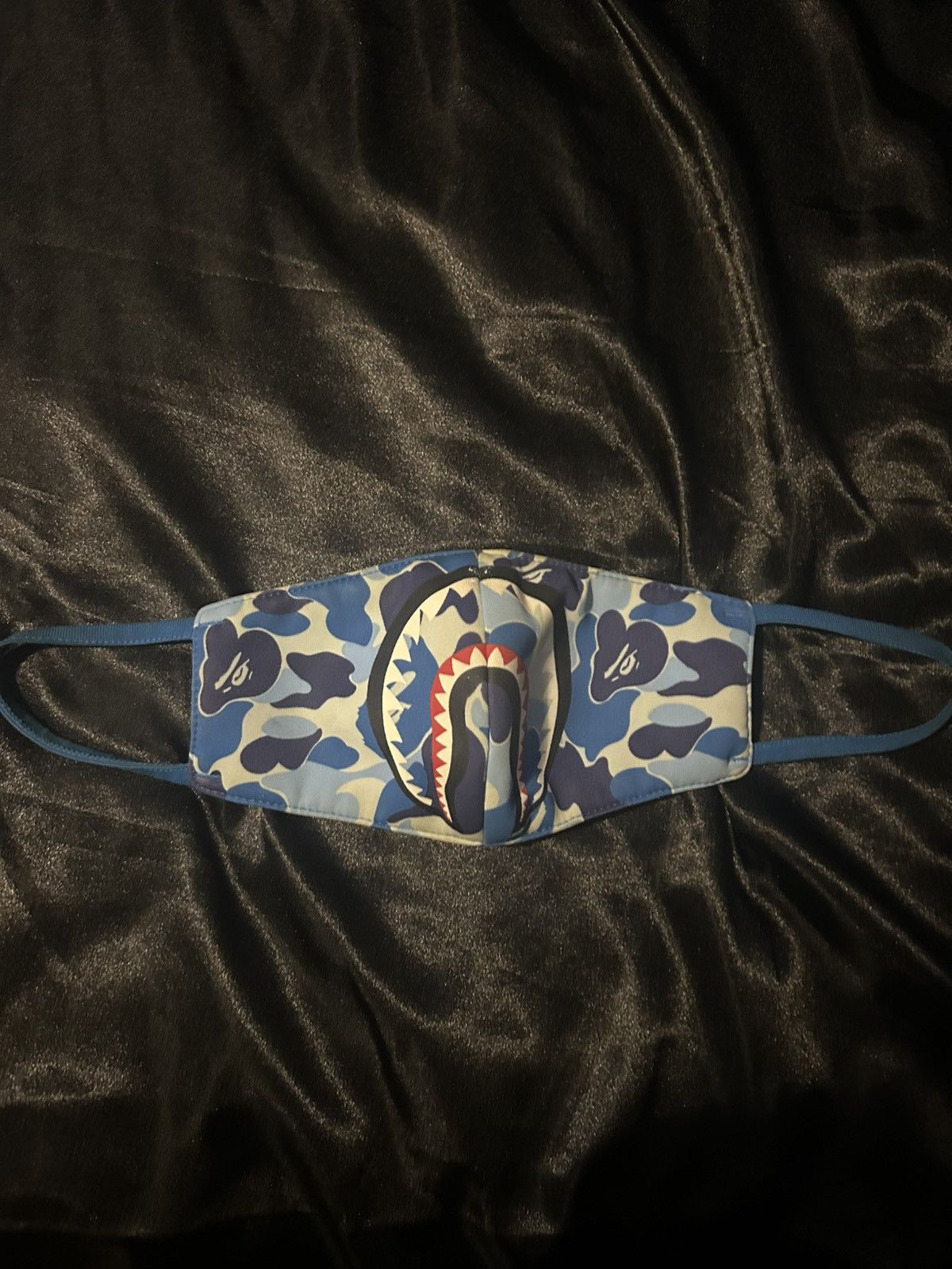 Bape BAPE Camo Shark Mask Size ONE SIZE - 1 Thumbnail