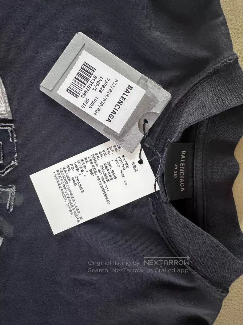 Balenciaga Balenciaga Letter T-Shirt Size US S / EU 44-46 / 1 - 2 Thumbnail
