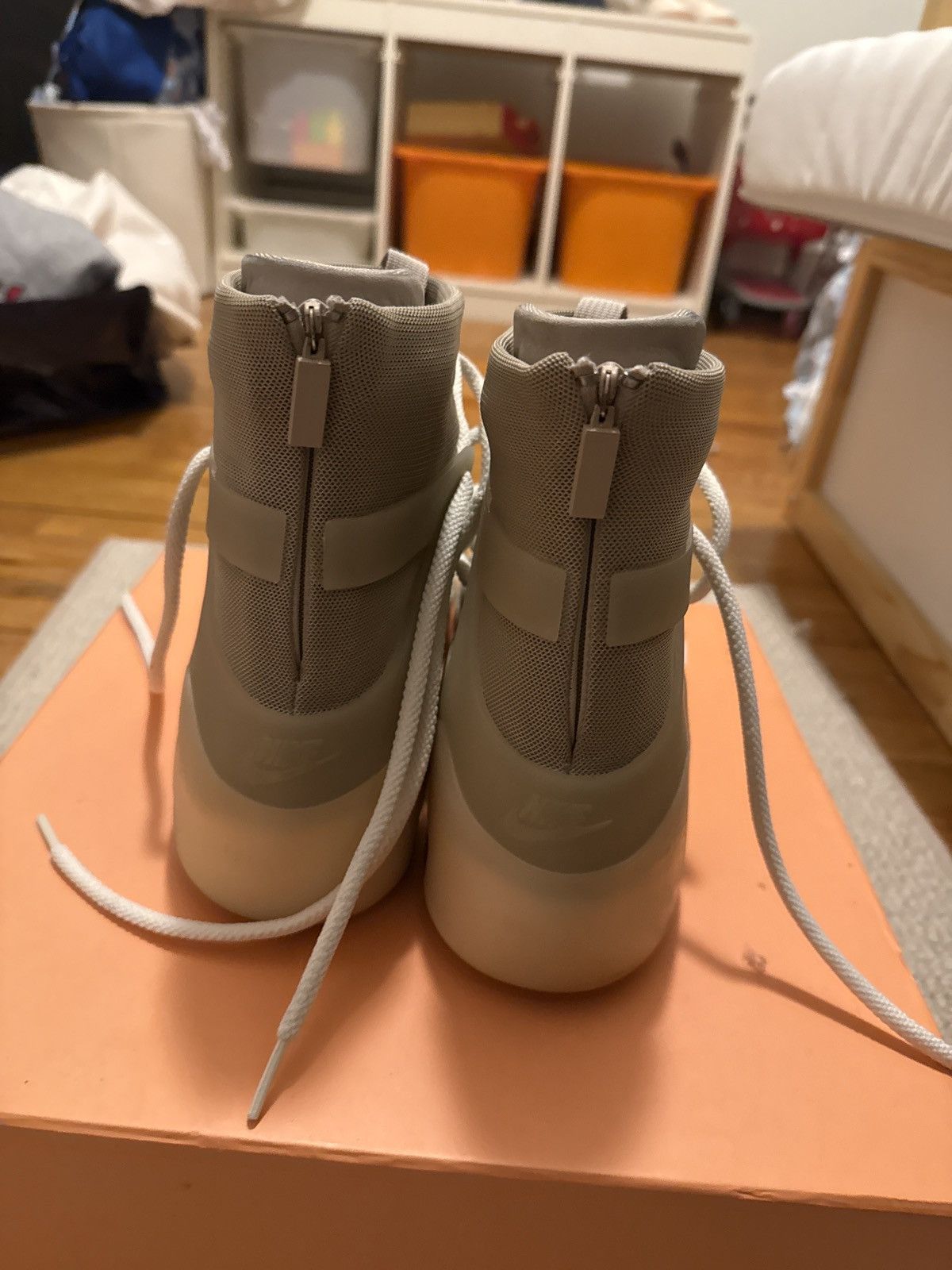 Fear of God × Nike Fear of God x Nike 1 Size US 9.5 / EU 42-43 - 4 Thumbnail