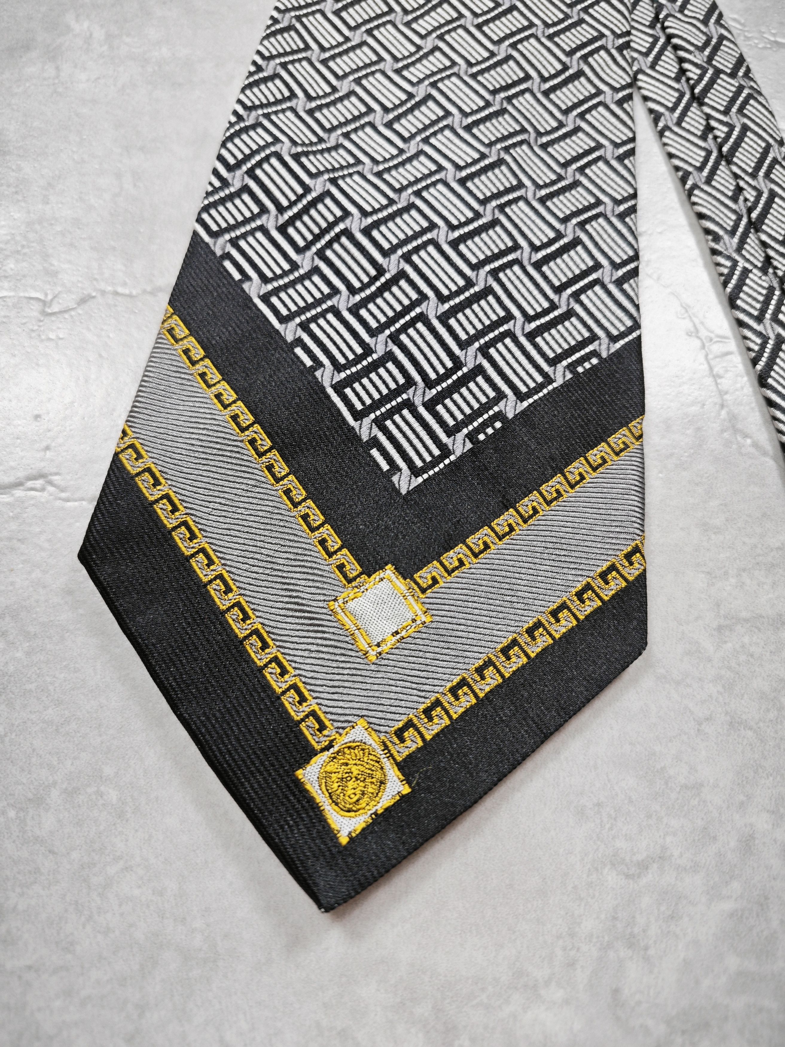 Versace Versace Vintage Tie Size ONE SIZE - 2 Thumbnail