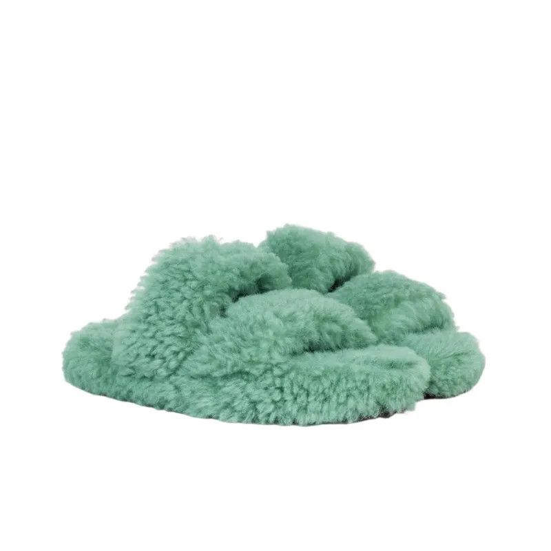 Celine o1bcso1str0724 Triomphe Fur Slide Shearling in Water Green Size US 5 / IT 35 - 2 Thumbnail