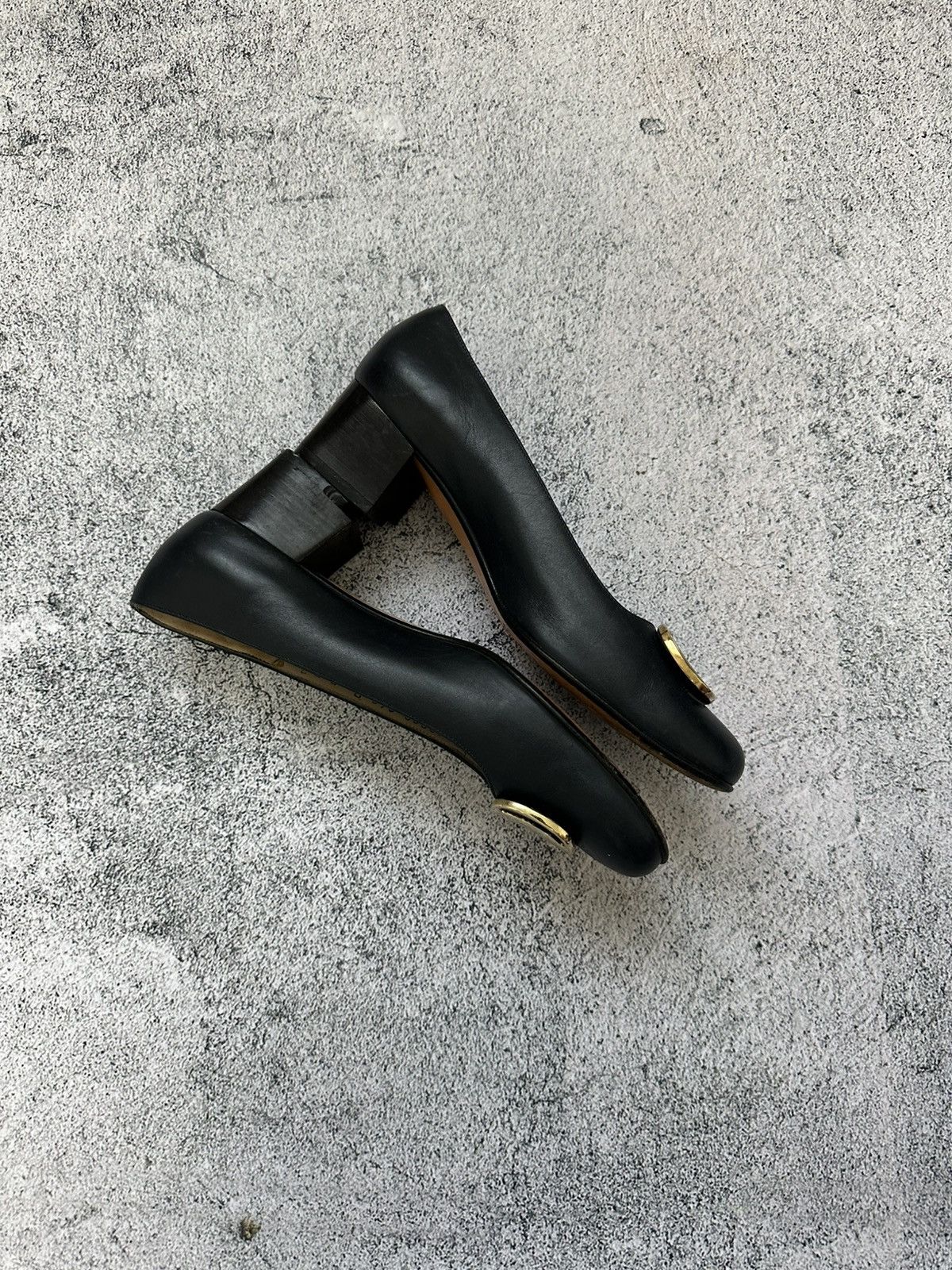 Salvatore Ferragamo Salvatore Ferragamo Leater Heels Golden Buckle Size US 5.5 / IT 35.5 - 5 Thumbnail