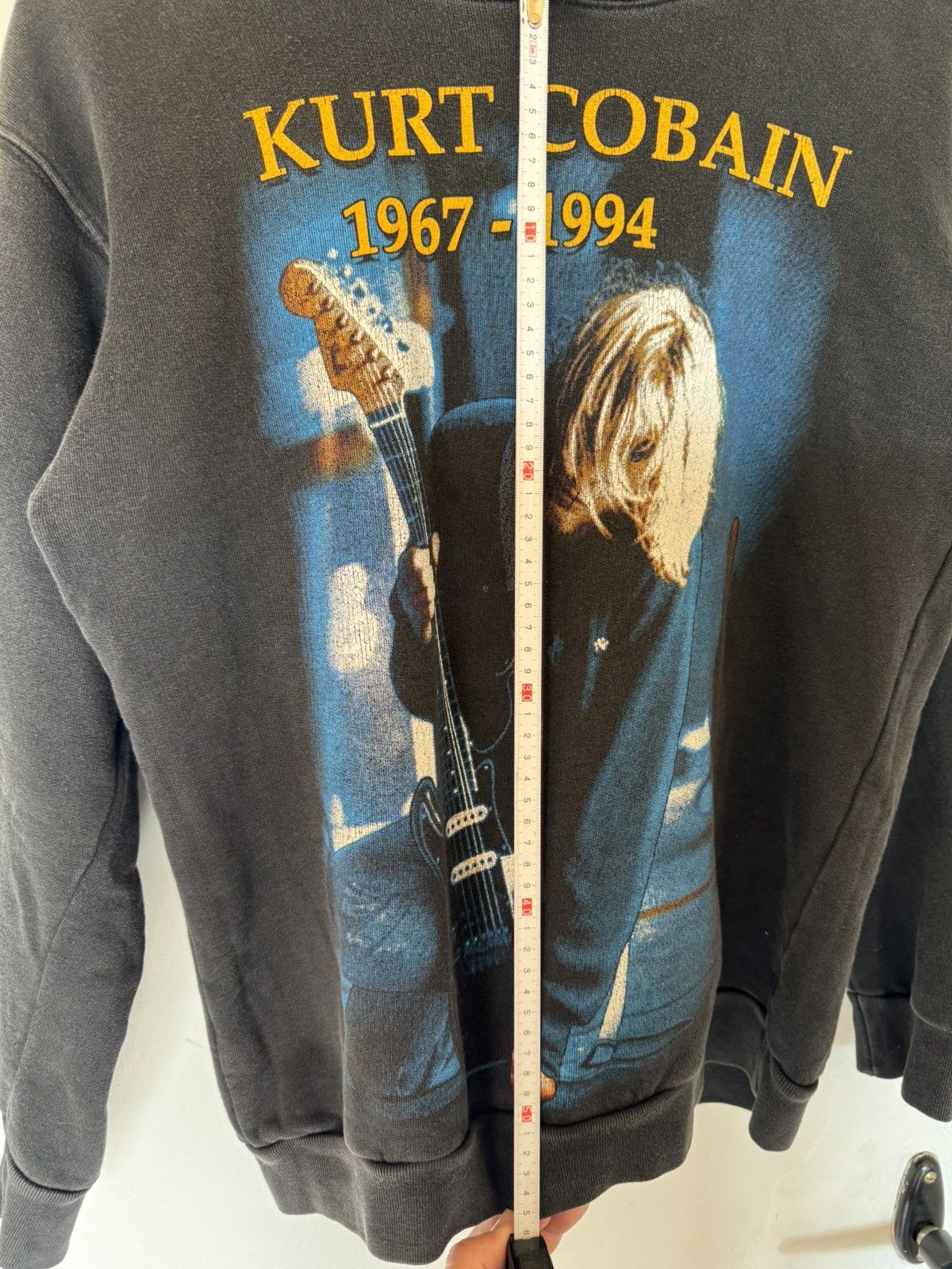 Nirvana Vintage Kurt Cobain Memorial Hoodie Size US S / EU 44-46 / 1 - 9 Thumbnail