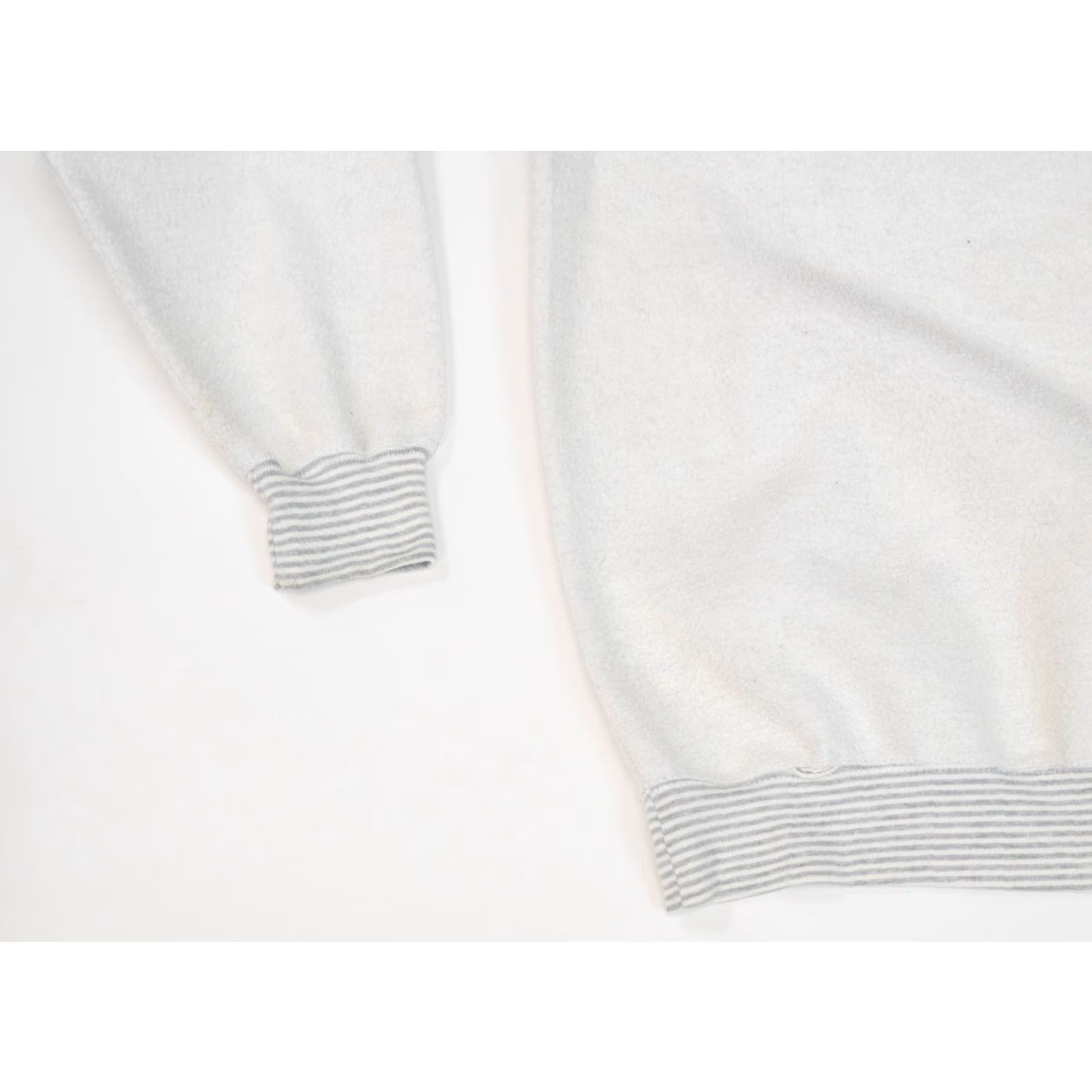 Penn VINTAGE Penn State Nittany Lions Sweatshirt Men Large Gray 90s NCAA PSU Shirt Pullover Crew Neck Logo Graphic Print Winter Fall Spring Men Size US L / EU 52-54 / 3 - 5 Thumbnail