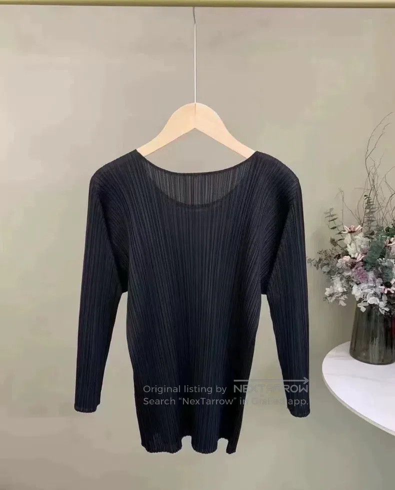 Issey Miyake Issey Miyake Black Ruched Top Size XXL / US 16-18 / IT 52-54 - 3 Thumbnail