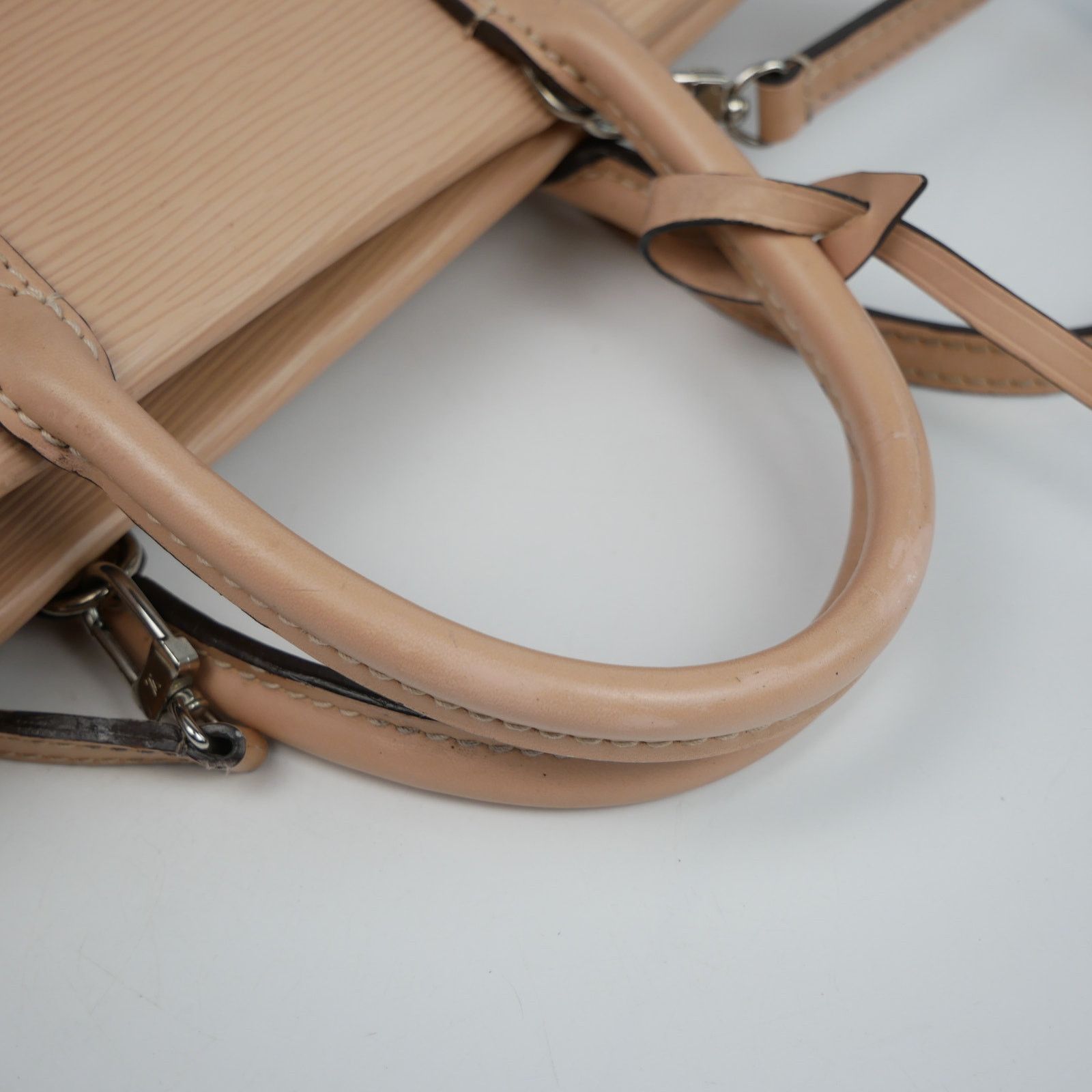 Louis Vuitton Louis Vuitton Dune Epi Leather Marly MM Bag Size ONE SIZE - 7 Thumbnail