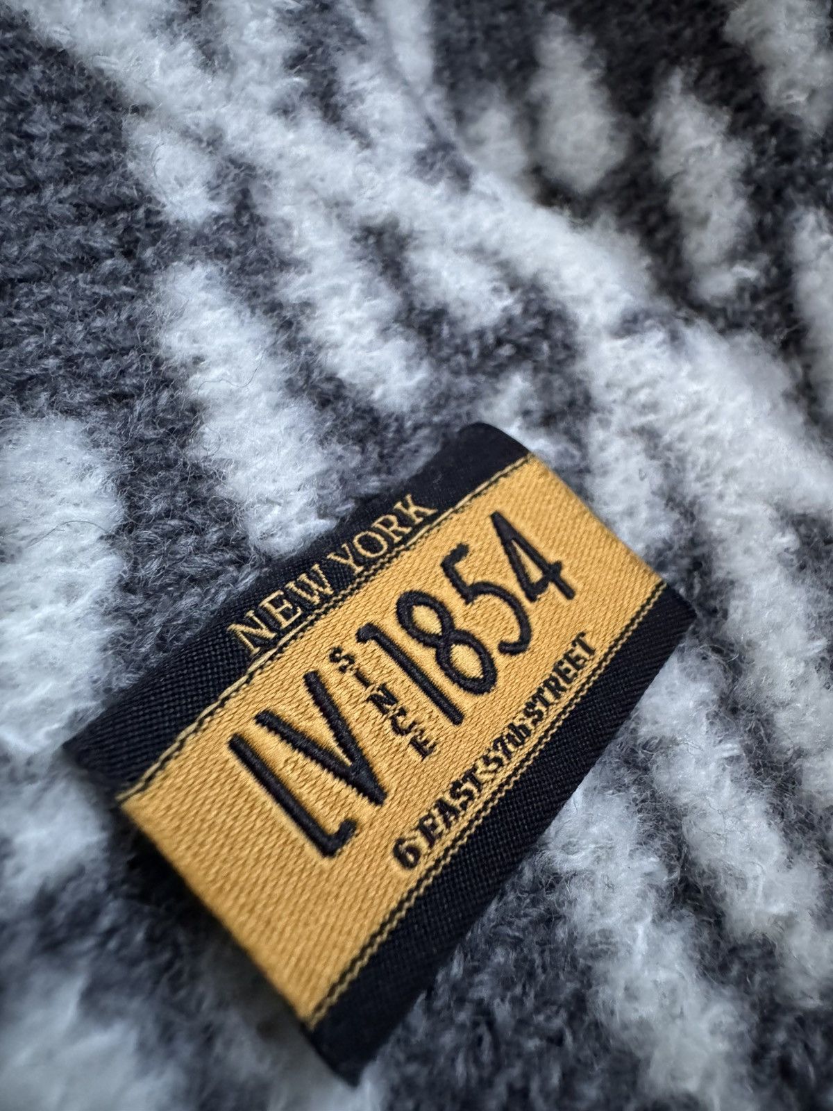Louis Vuitton LOUIS VUITTON beanie hat see real tape measurements in photo Size ONE SIZE - 3 Thumbnail