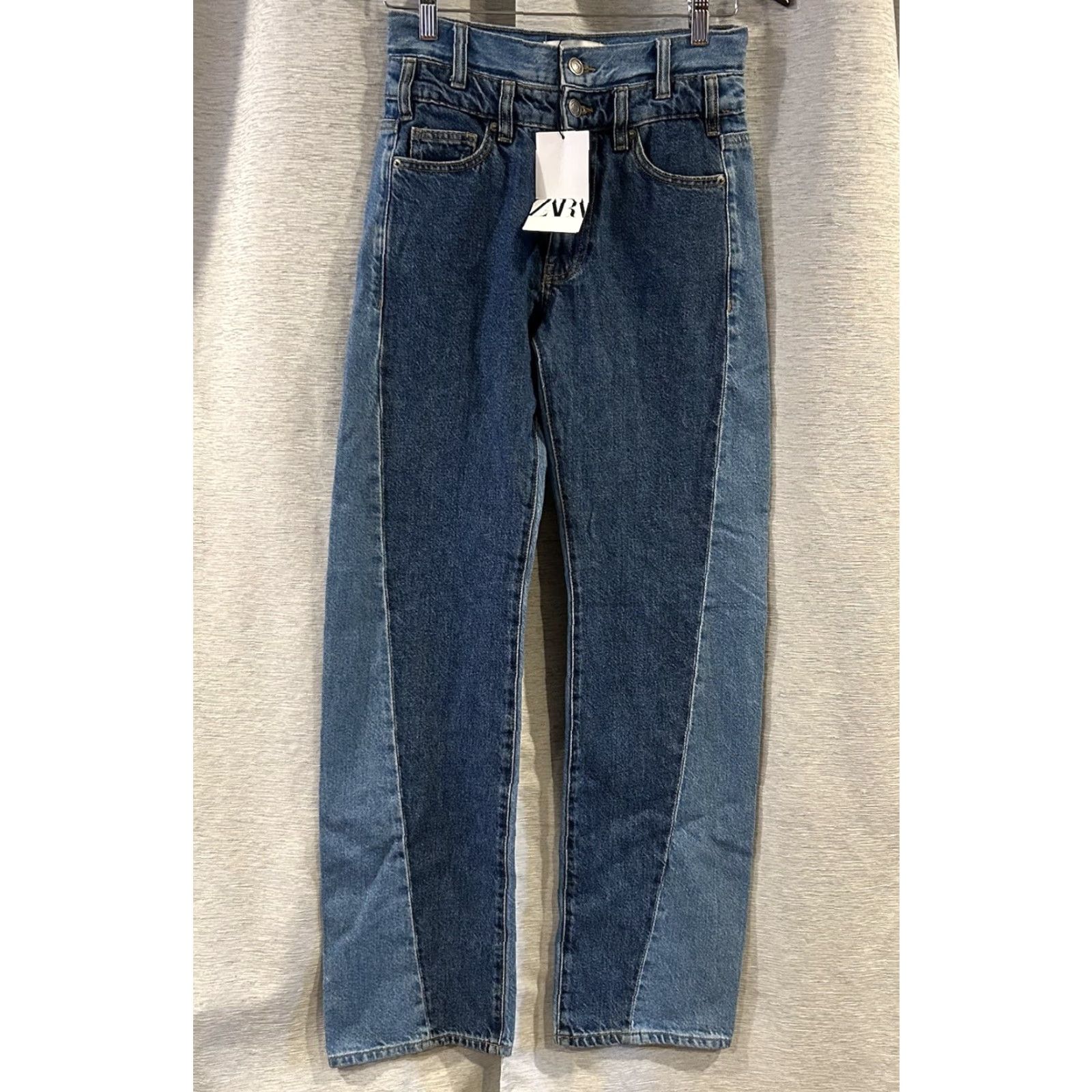 Zara ZARA Women’s Contrast High Waist Tapered Jeans Blue Size 2 NWT Size 26" / US 2 / IT 38 - 2 Thumbnail