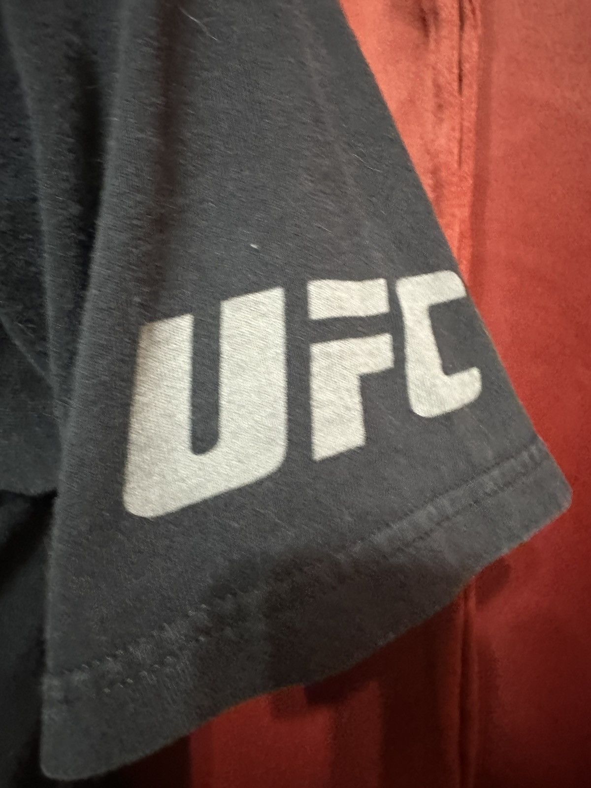 UFC UFC 94 GSP Vs BJ Penn Tshirt Y2K MMA Pay Per View Promo Size US M / EU 48-50 / 2 - 4 Thumbnail