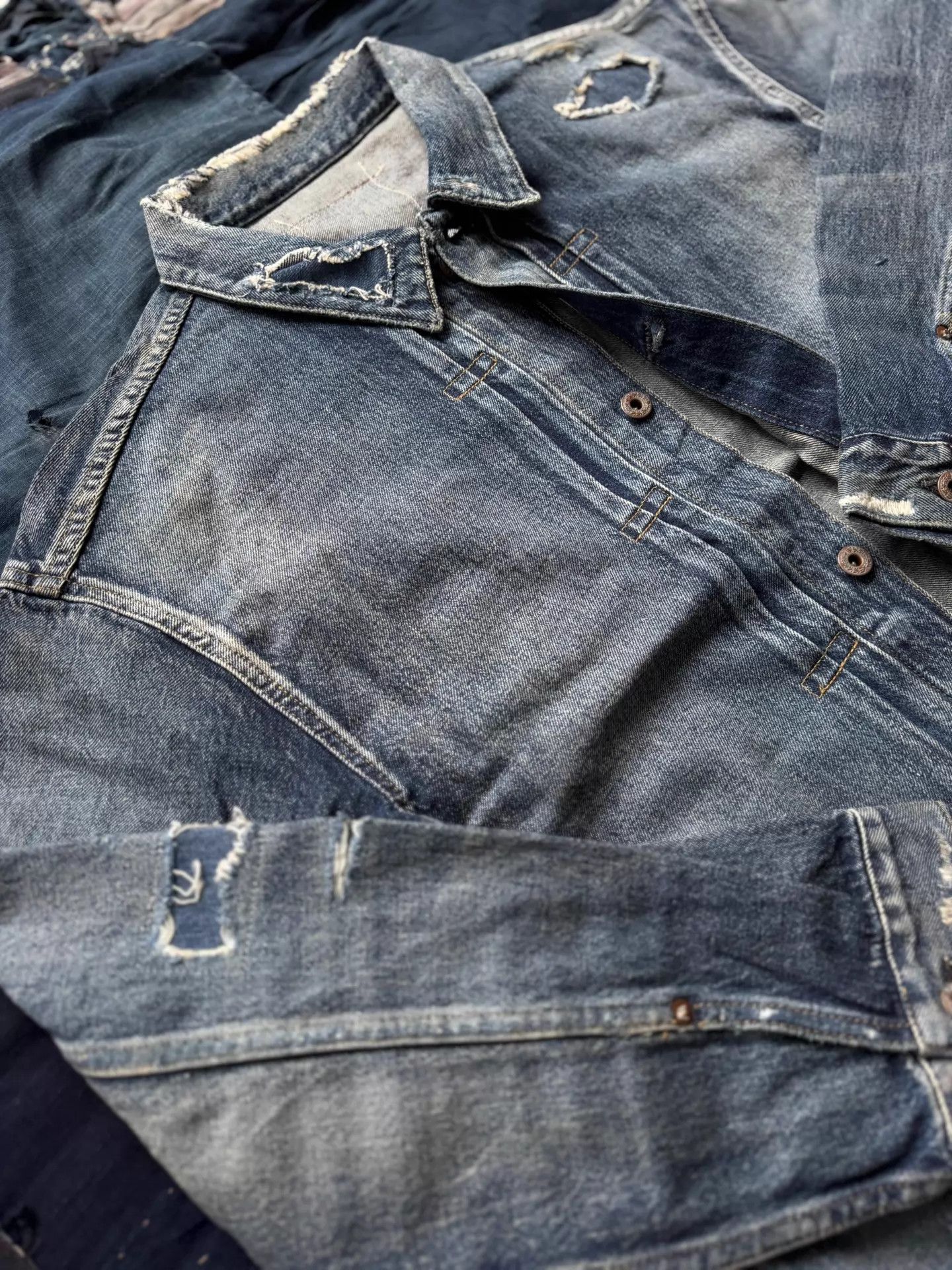 Madness MADNESS 24AW Type-I Aged Distress Denim Jkt Japan Size US L / EU 52-54 / 3 - 8 Thumbnail