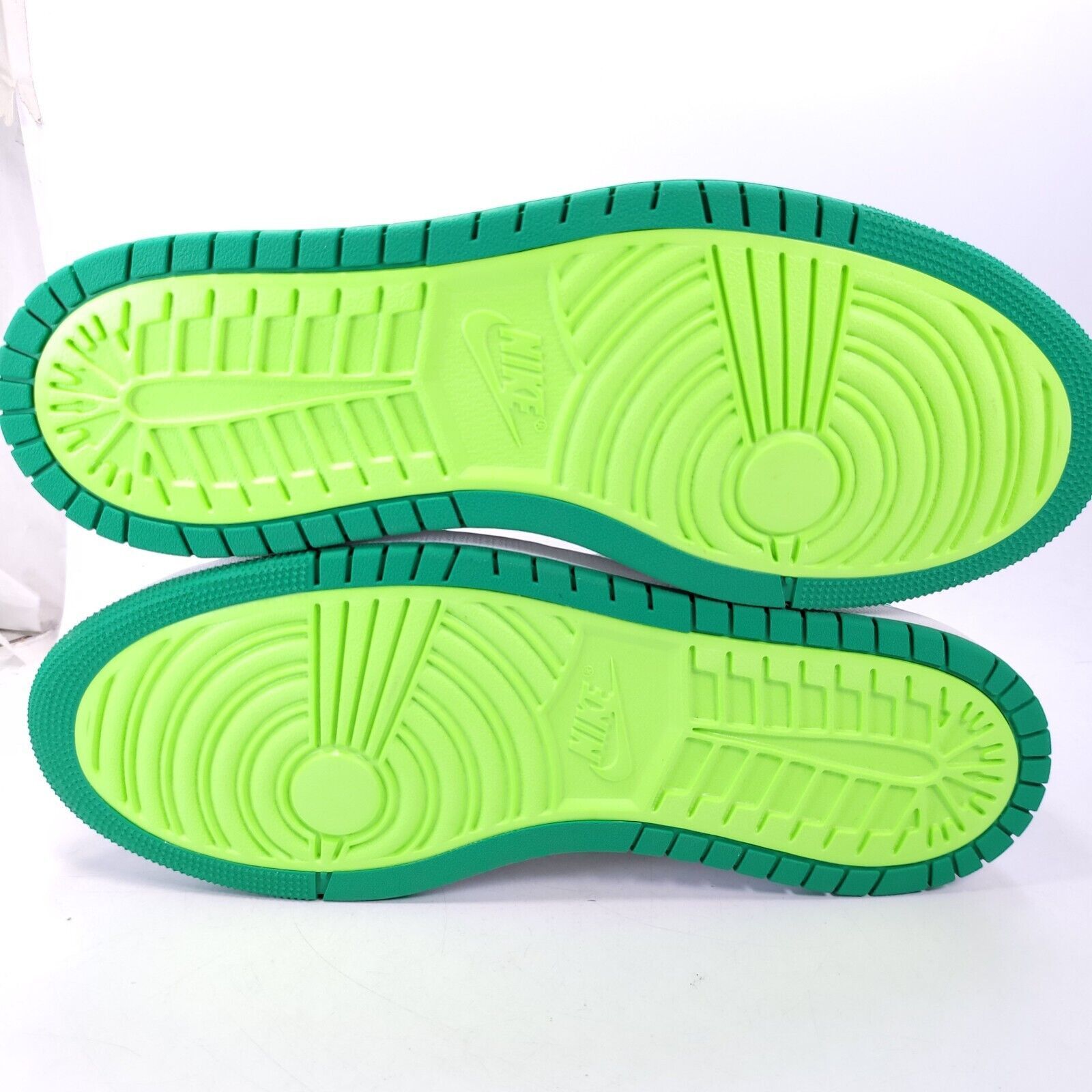 Nike Nike Air Jordan 1 Zoom Lace Up Shoe Men Size 11.5 CT0978-300 Size US 11.5 / EU 44-45 - 6 Thumbnail