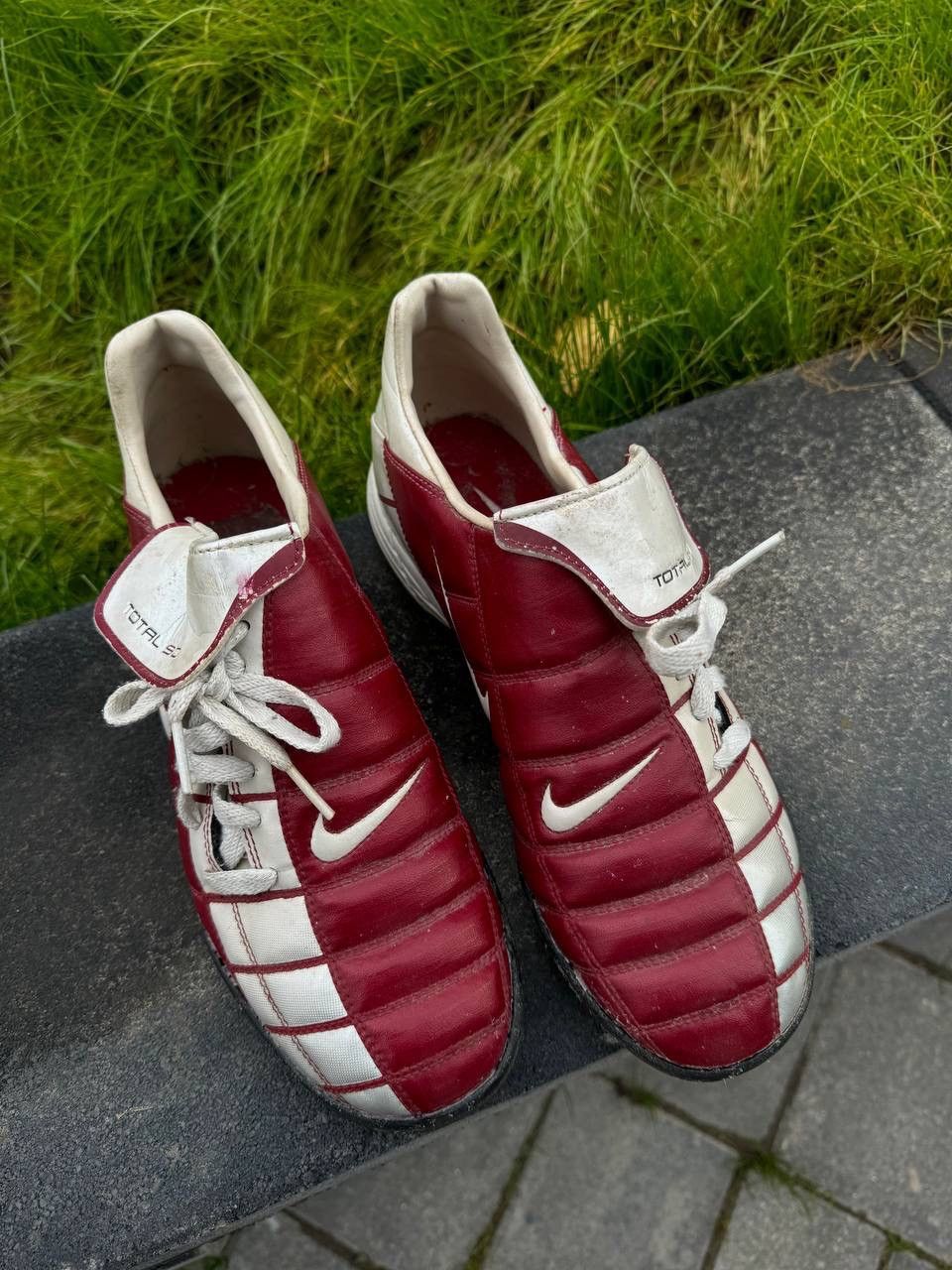 Nike Iconic 2003 Nike Air Zoom Total 90 Soccer Shoes Size US 9.5 / EU 42-43 - 3 Thumbnail