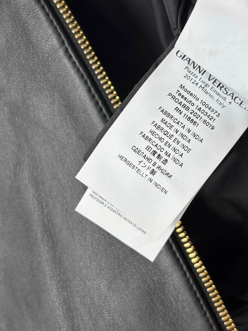 Versace Versace Sheepskin embroidered jacket coat Size M / US 6-8 / IT 42-44 - 6 Thumbnail
