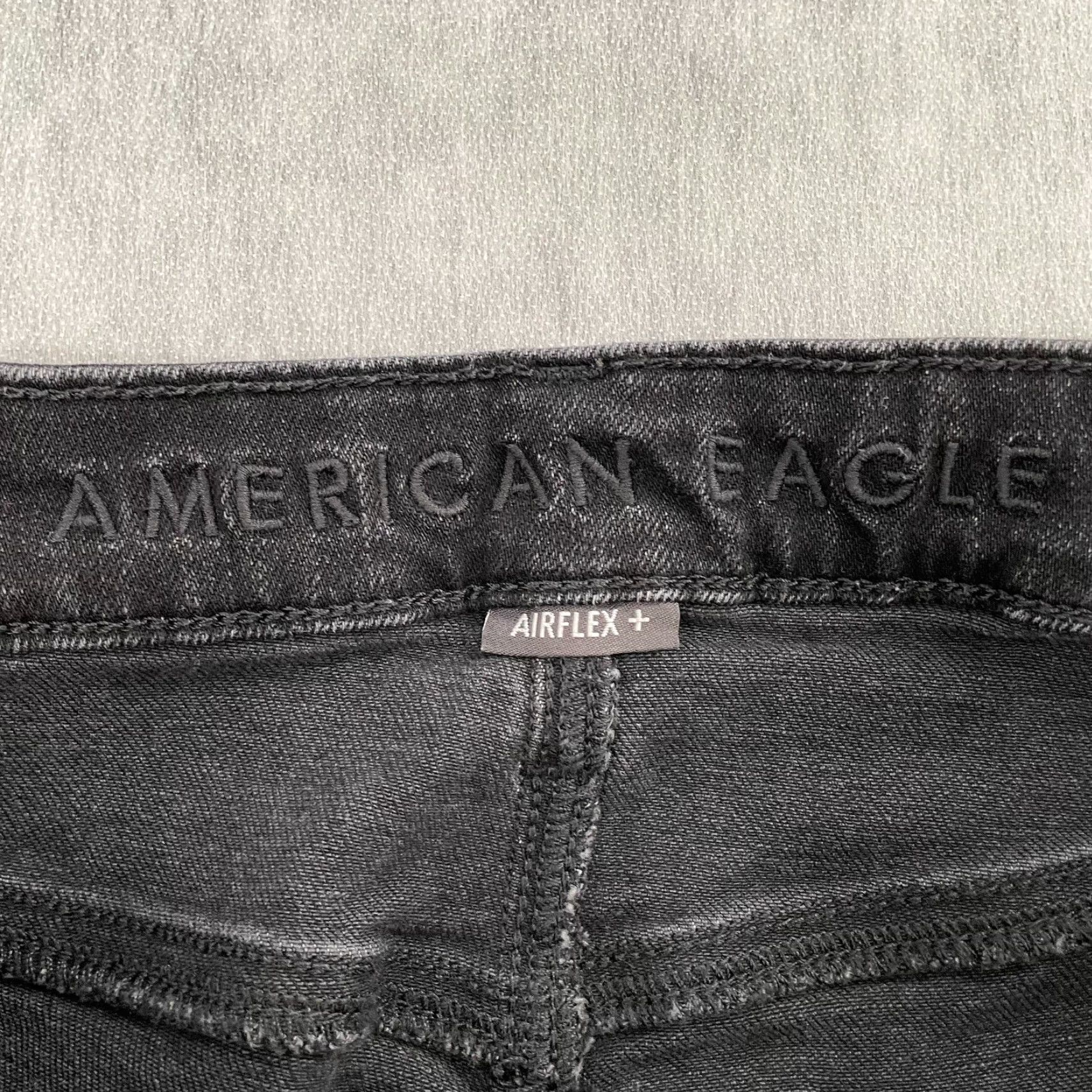 American Eagle Outfitters VINTAGE American Eagle Jeans Mens Skinny Fit 31 Black Distressed Stretch Denim Athletic Rise Size US 31 - 4 Thumbnail