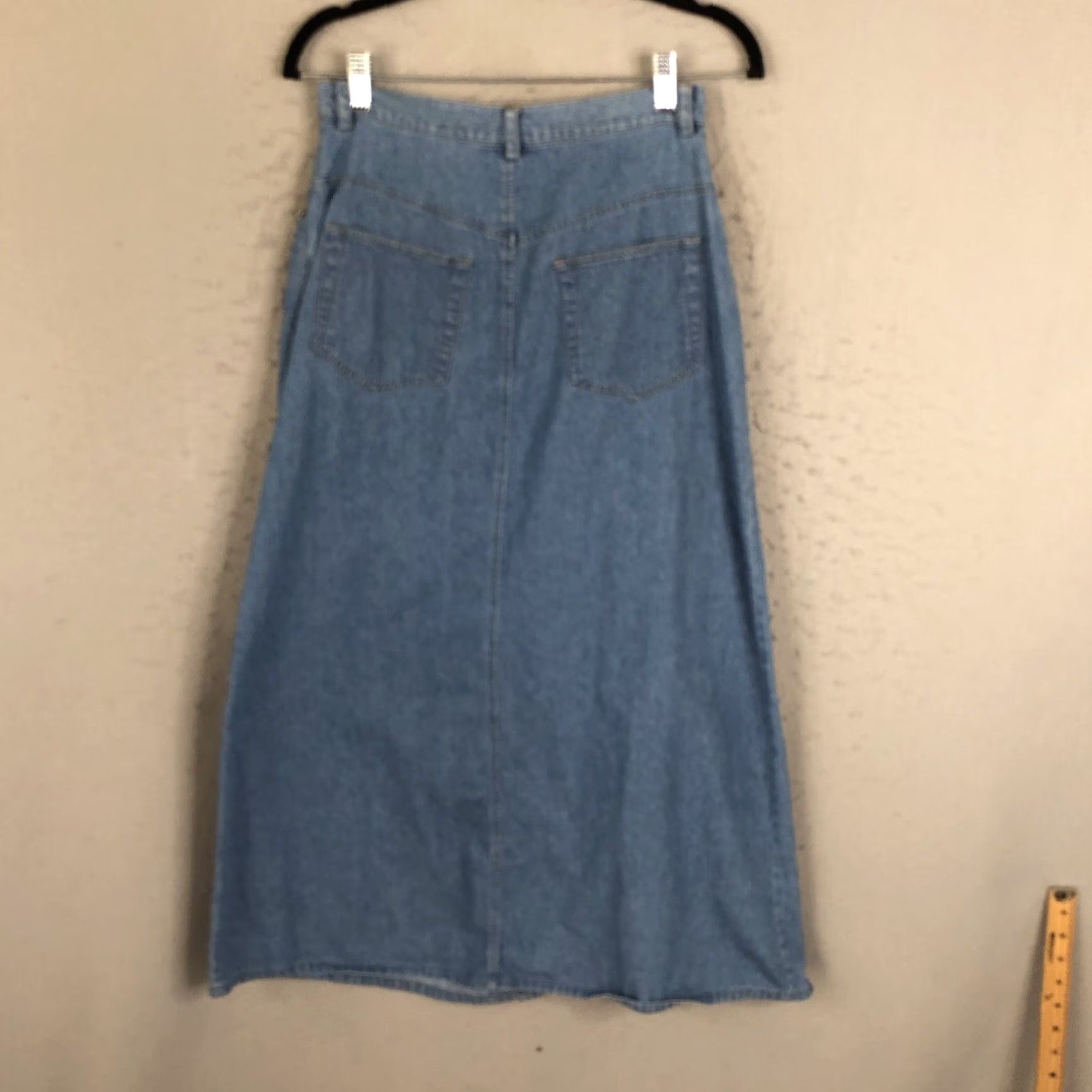 Vintage VINTAGE Cambridge Dry Goods Jean Skirt Womens 10 Blue Denim Button Front Modest 90s Bohemian Southwestern Maxi Pockets Womens Size 32" / US 10 / IT 46 - 3 Thumbnail