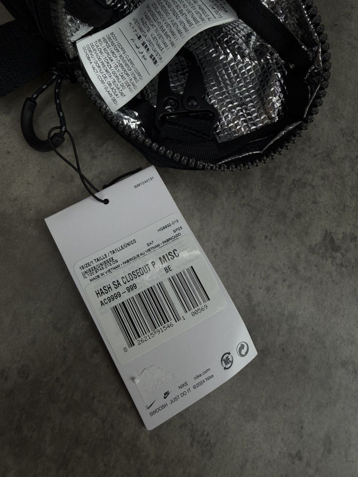 Nike Nike Tech Bottle Bag Black OS Size ONE SIZE - 8 Thumbnail