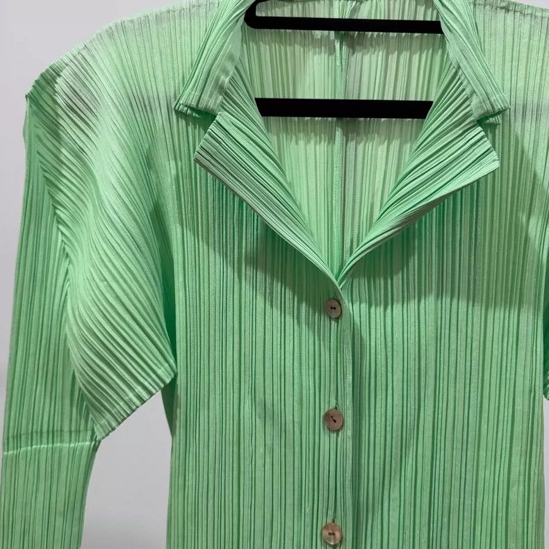 Issey Miyake issey miyake size：3 Right-angled shoulder shirt top 2506-Ne Size XXS / US 00 / IT 34 - 3 Thumbnail