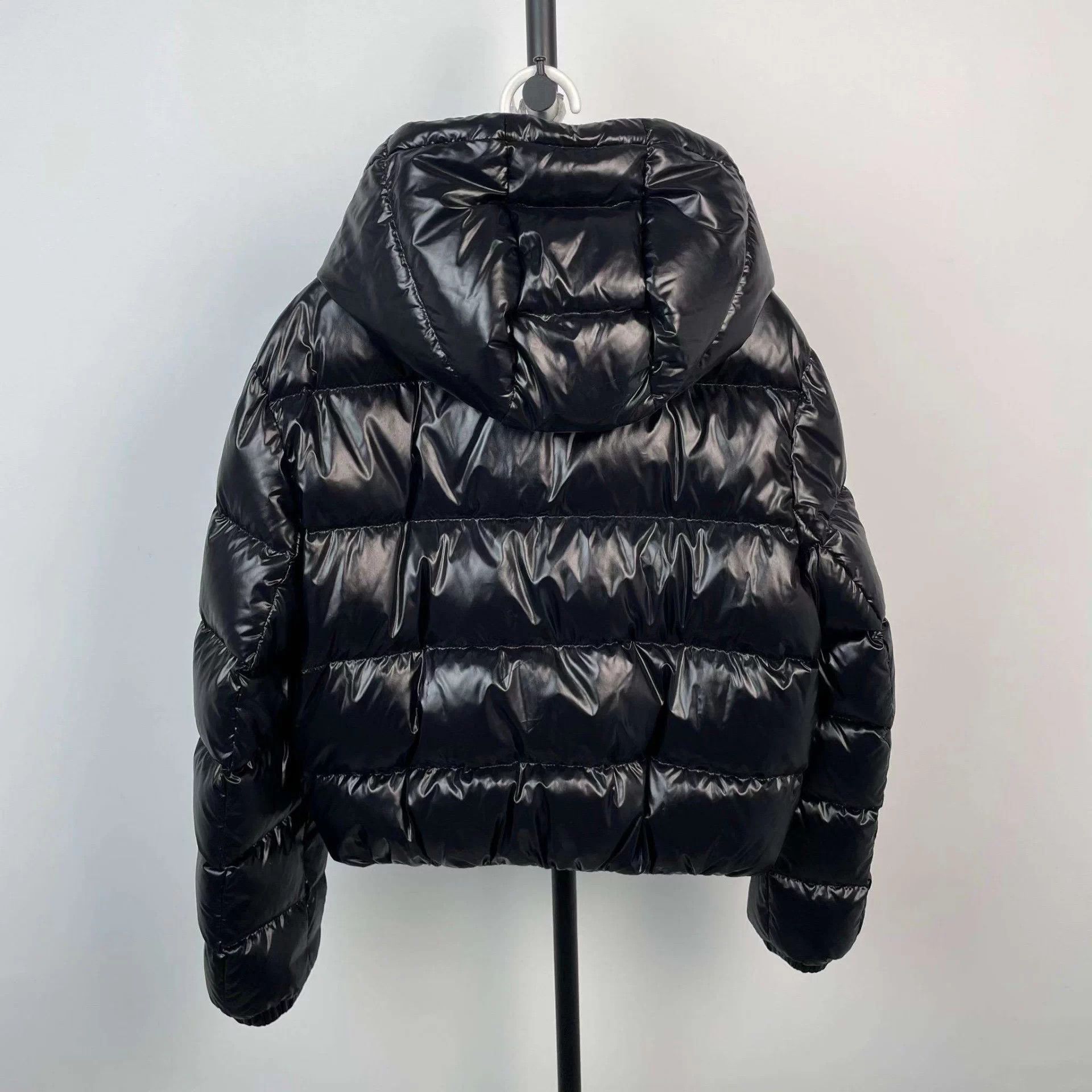 Moncler Moncler Women's Black Down Jacket Size 2 Size M / US 6-8 / IT 42-44 - 2 Thumbnail