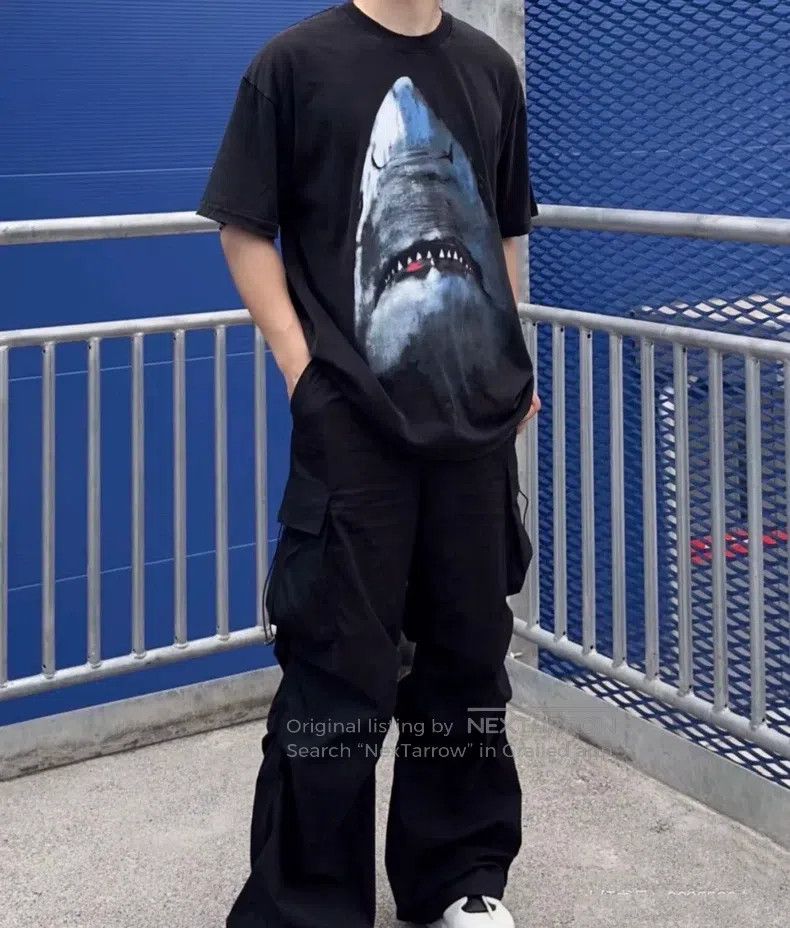 Givenchy Givenchy Classic Shark Print Short Sleeve L Size Size US L / EU 52-54 / 3 - 8 Thumbnail