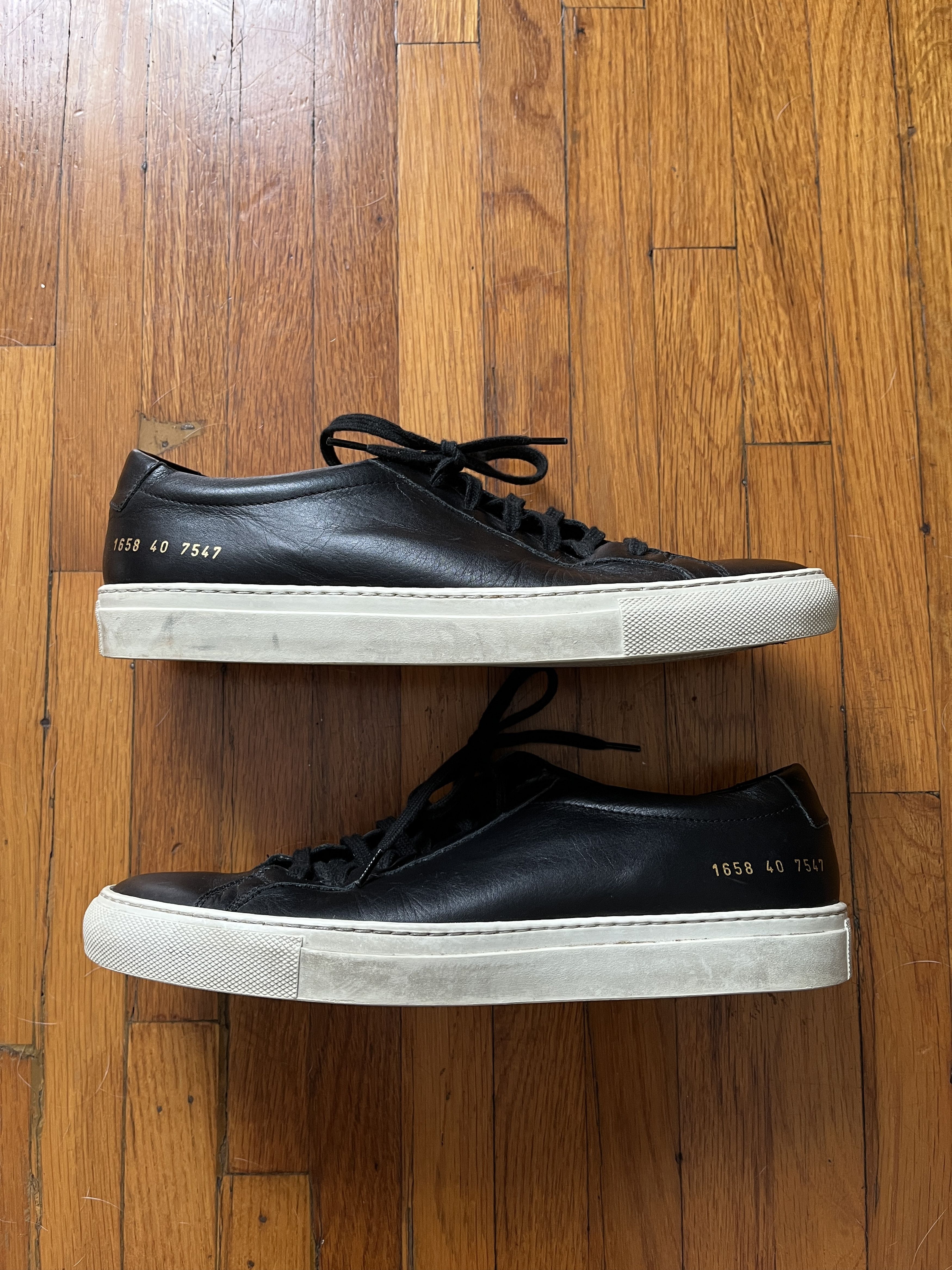 Common Projects Common Projects Achilles Low Black Leather Size US 7 / EU 40 - 2 Thumbnail