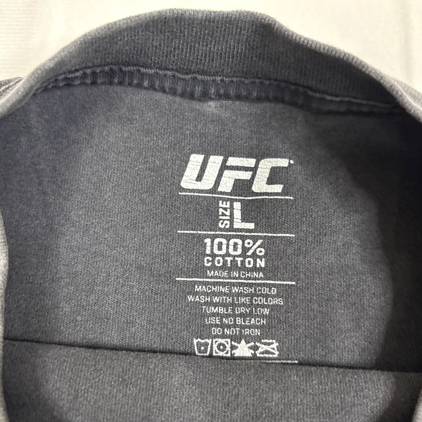 UFC Jon Jones UFC T Shirt Mens L Black 90s Y2K Logo Crew Neck Short Sleeve Vintage? Wait vintage no. Size US L / EU 52-54 / 3 - 3 Thumbnail