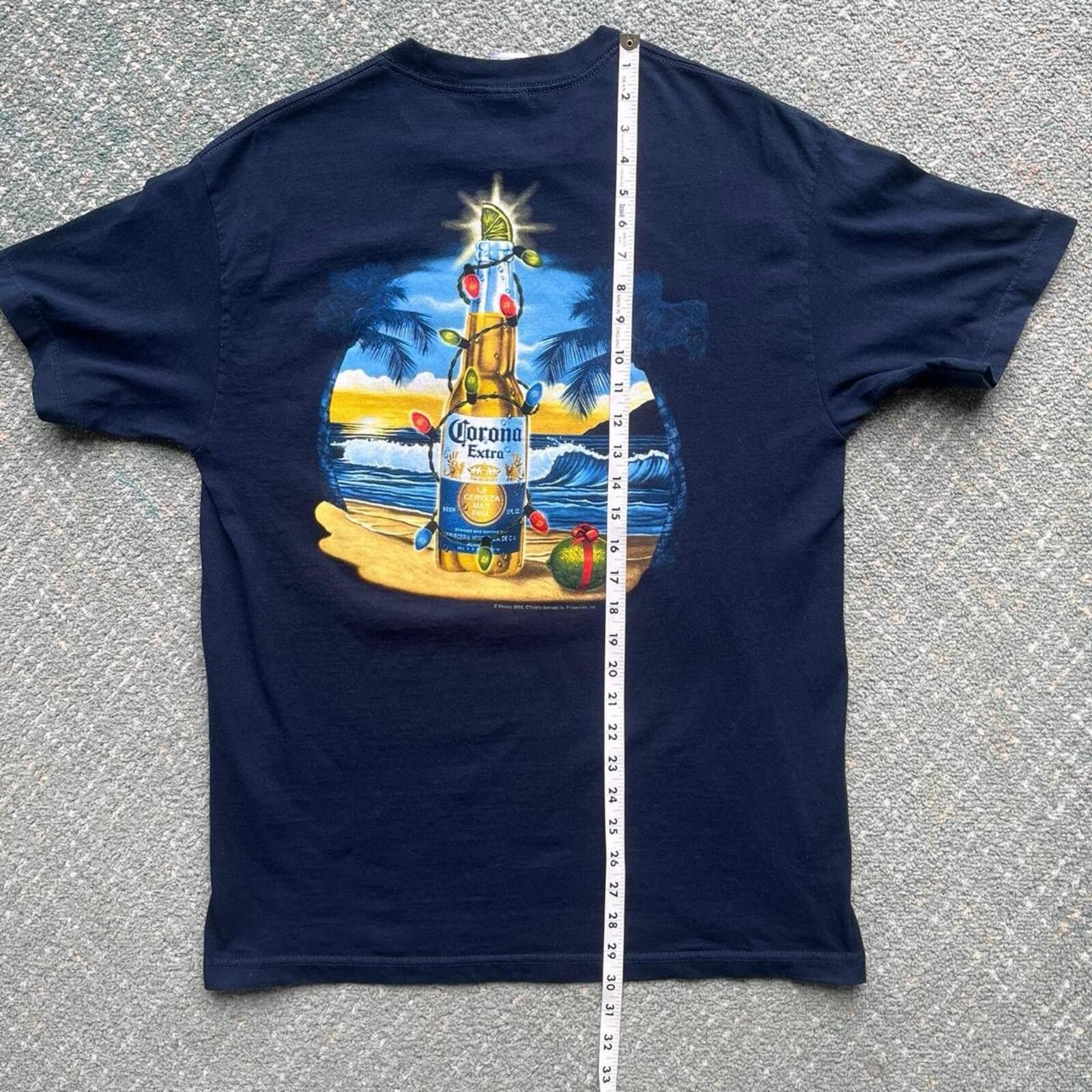 Gildan 2005 Corona Christmas Lights Double-Sided Graphic T-Shirt Size US L / EU 52-54 / 3 - 6 Thumbnail
