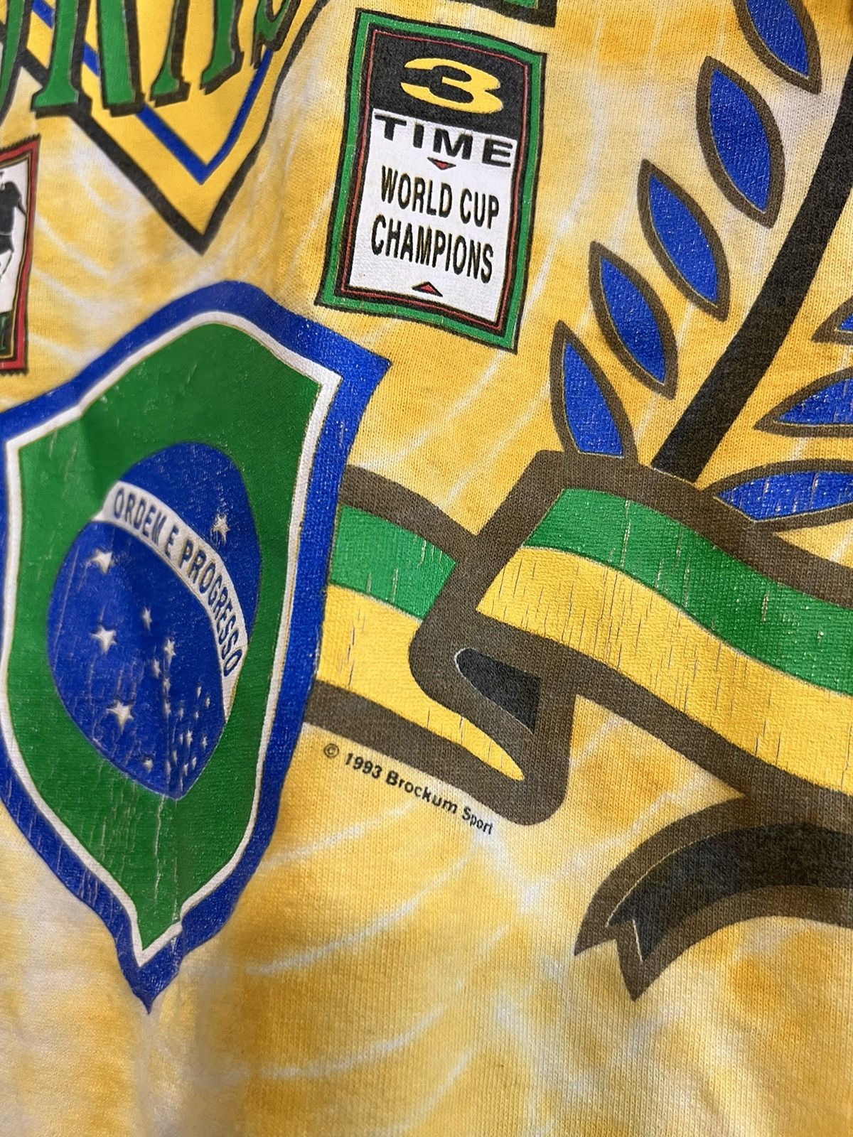 Vintage Rare Vintage 1993 Brasil Soccer Jersey Football Fifa Tee Size US L / EU 52-54 / 3 - 3 Thumbnail