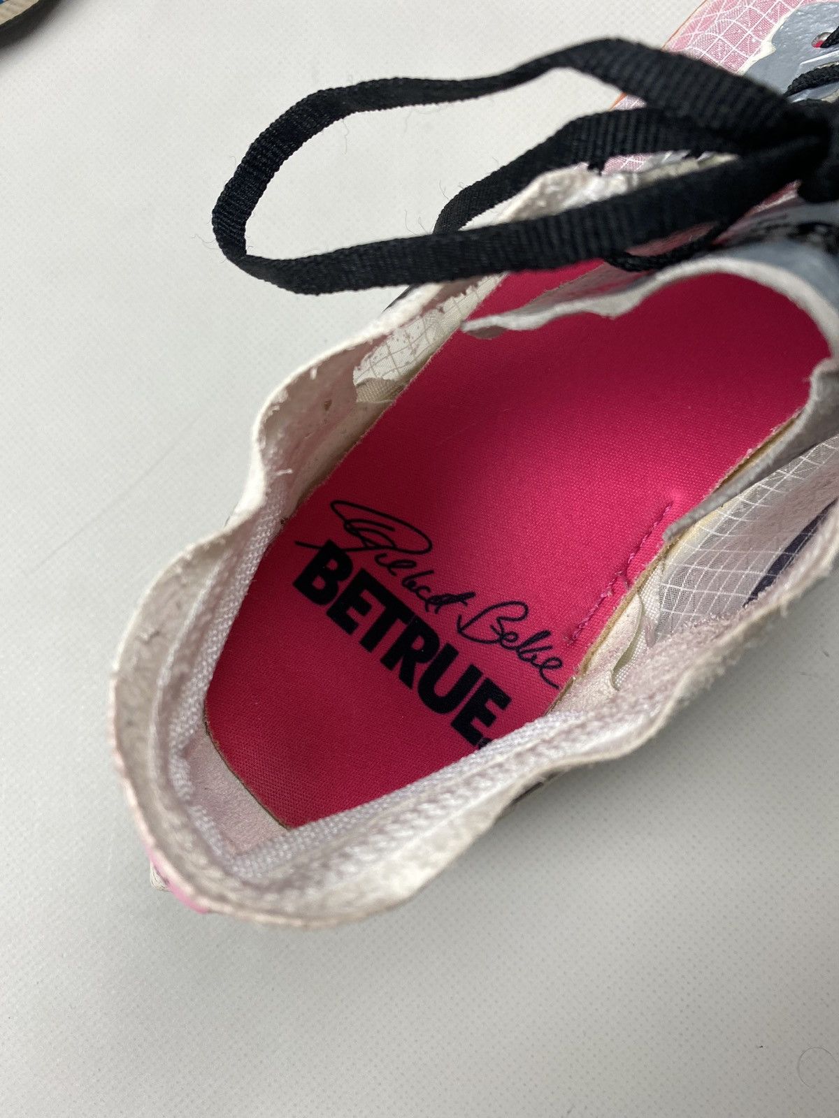 Nike Nike Zoom X Vaporfly Next ‘Be True’ Pride Marathon Sneakers Size US 7 / EU 40 - 19 Thumbnail