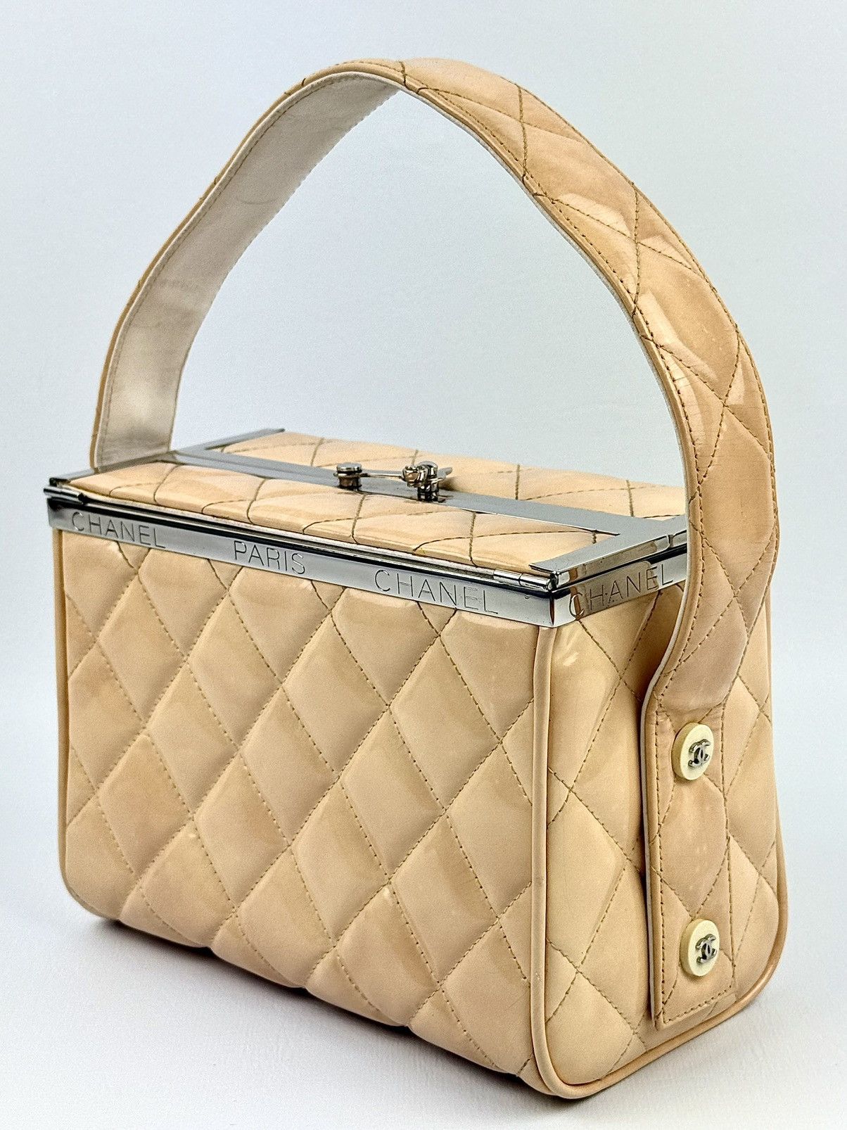 Chanel Chanel - SS/96 - Creme - Quilted - Patent - Runway - Box Bag Size ONE SIZE - 1 Thumbnail