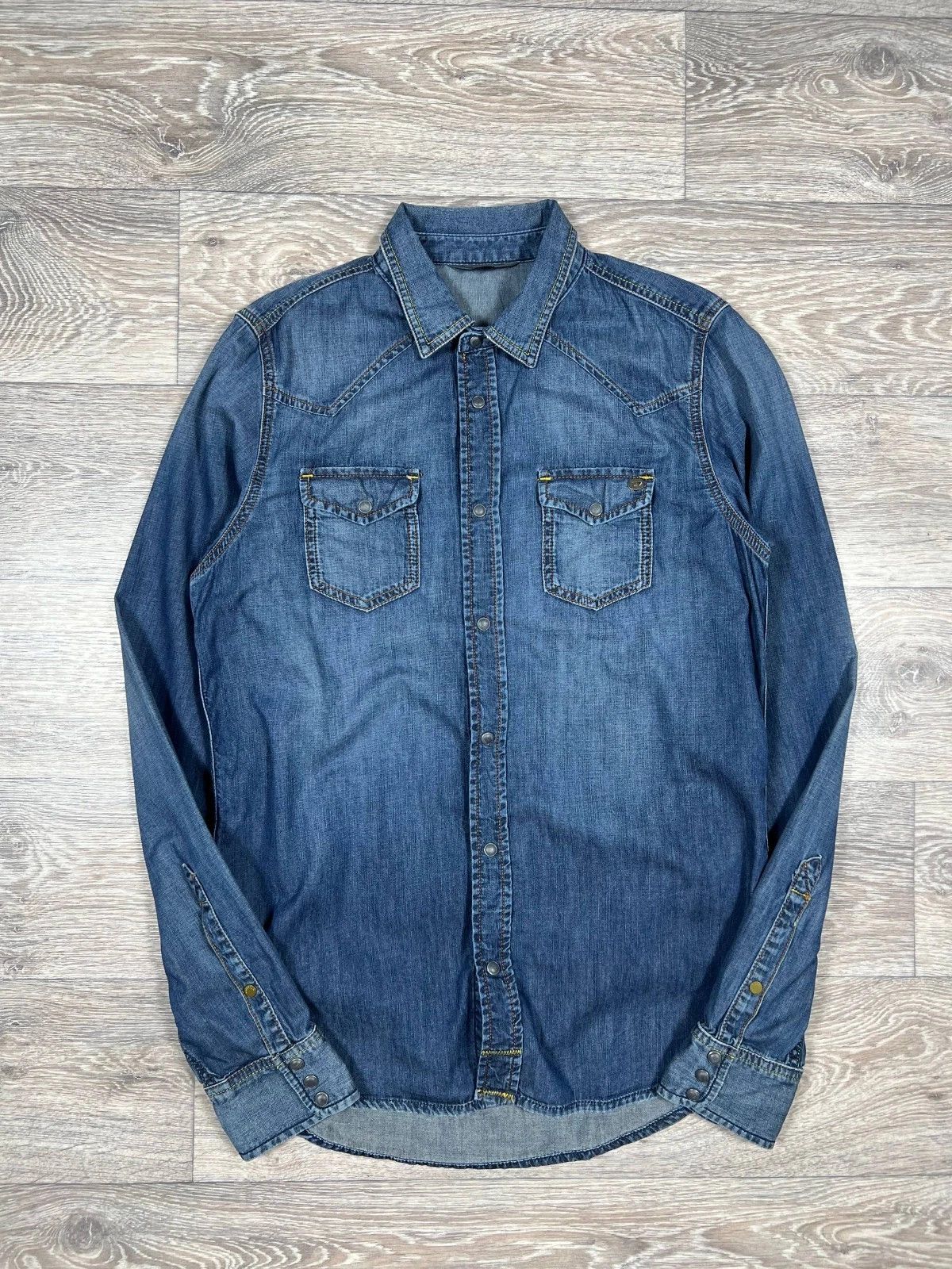 Diesel Diesel Denim Shirt Medium Blue Pearl Snap Button Western Size US M / EU 48-50 / 2 - 1 Thumbnail