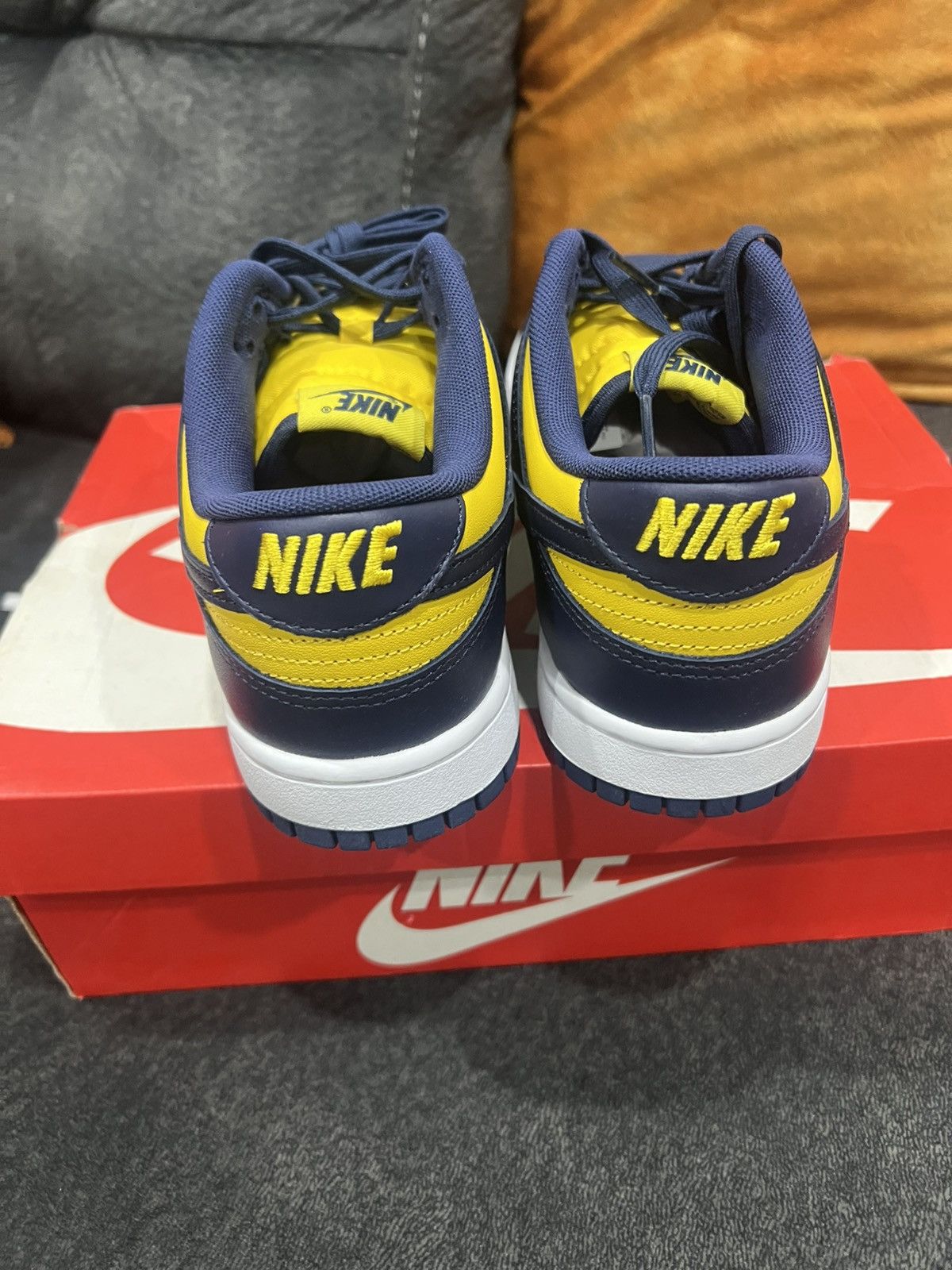 Nike Nike Dunk Low Retro Michigan Size US 10 / EU 43 - 3 Thumbnail