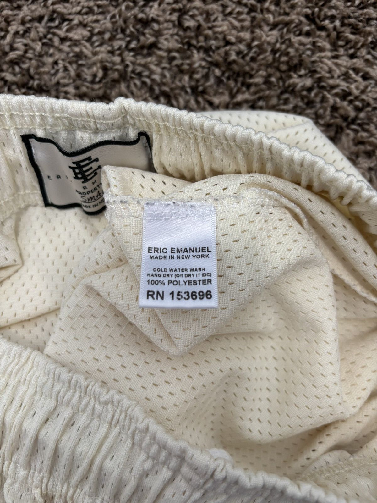 Eric Emanuel Eric Emanuel EE Basic/Core Shorts Antique White Small Size US 28 / EU 44 - 4 Thumbnail