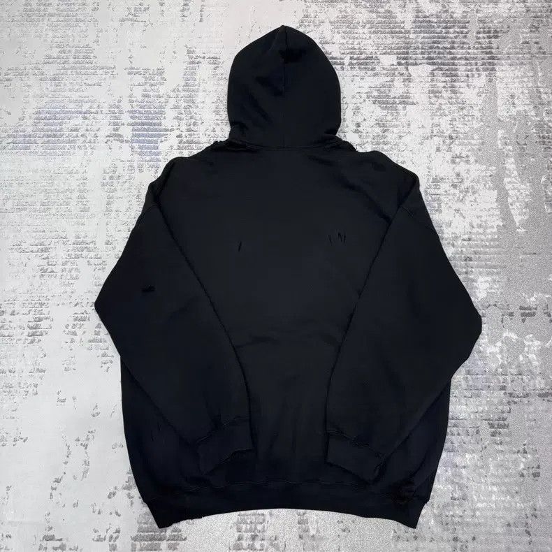 Balenciaga Balenciaga Signature Zip Destruction Zip Sweatshirt Size US S / EU 44-46 / 1 - 2 Thumbnail