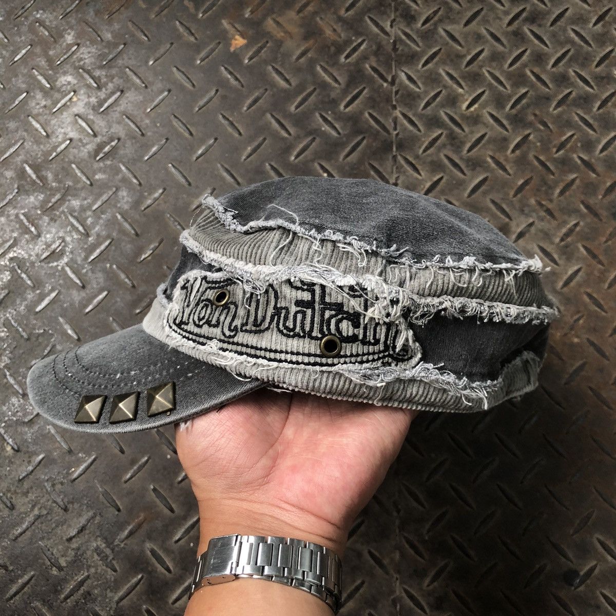 Von Dutch Vondutch Distressed Hat Grunge Gothic Limited Edition Size ONE SIZE - 1 Thumbnail