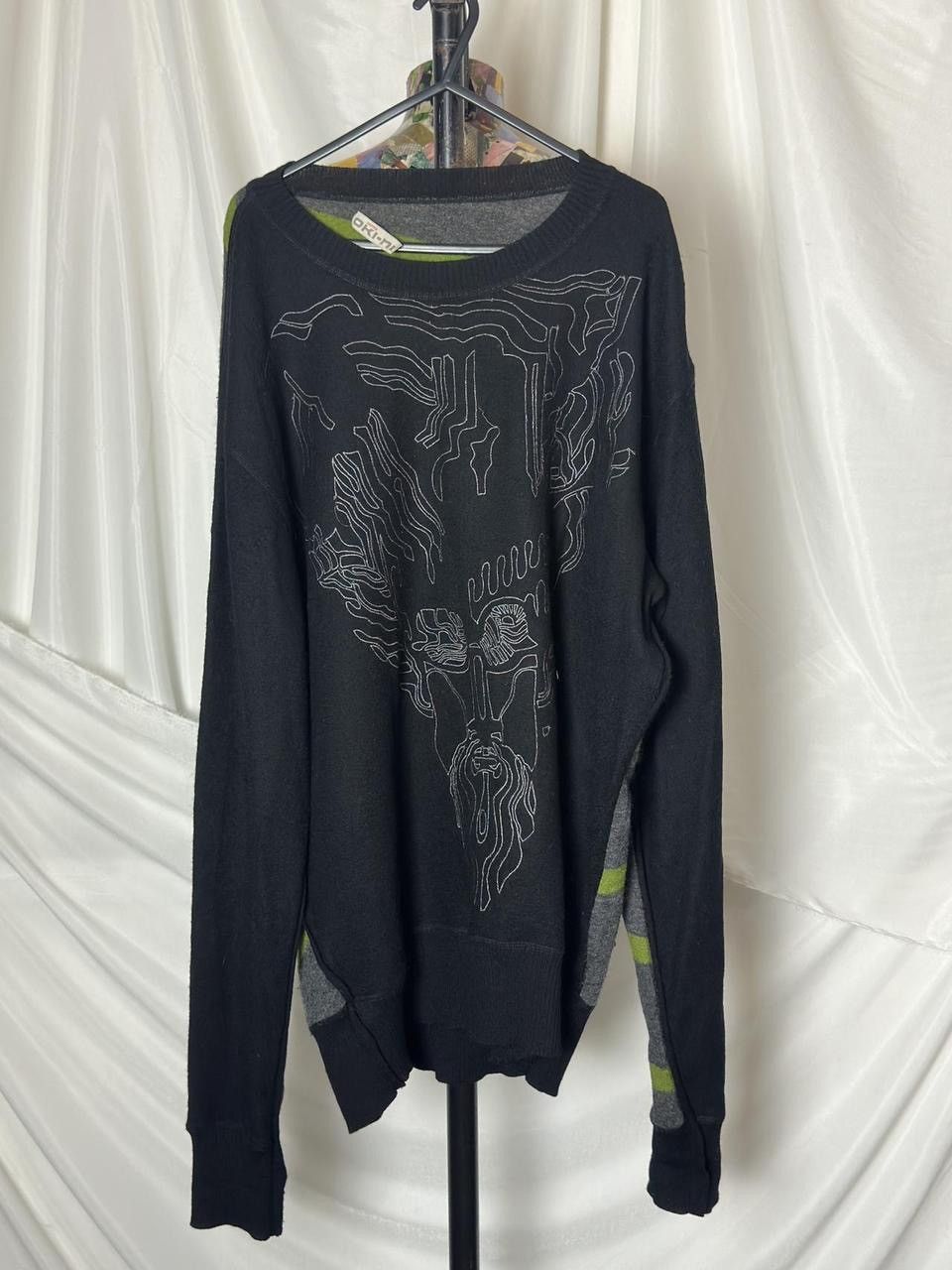 Oki-Ni Rare Vintage Oki-ni Griffin Graphic Abstract Jumper Stripes Size US XL / EU 56 / 4 - 5 Thumbnail