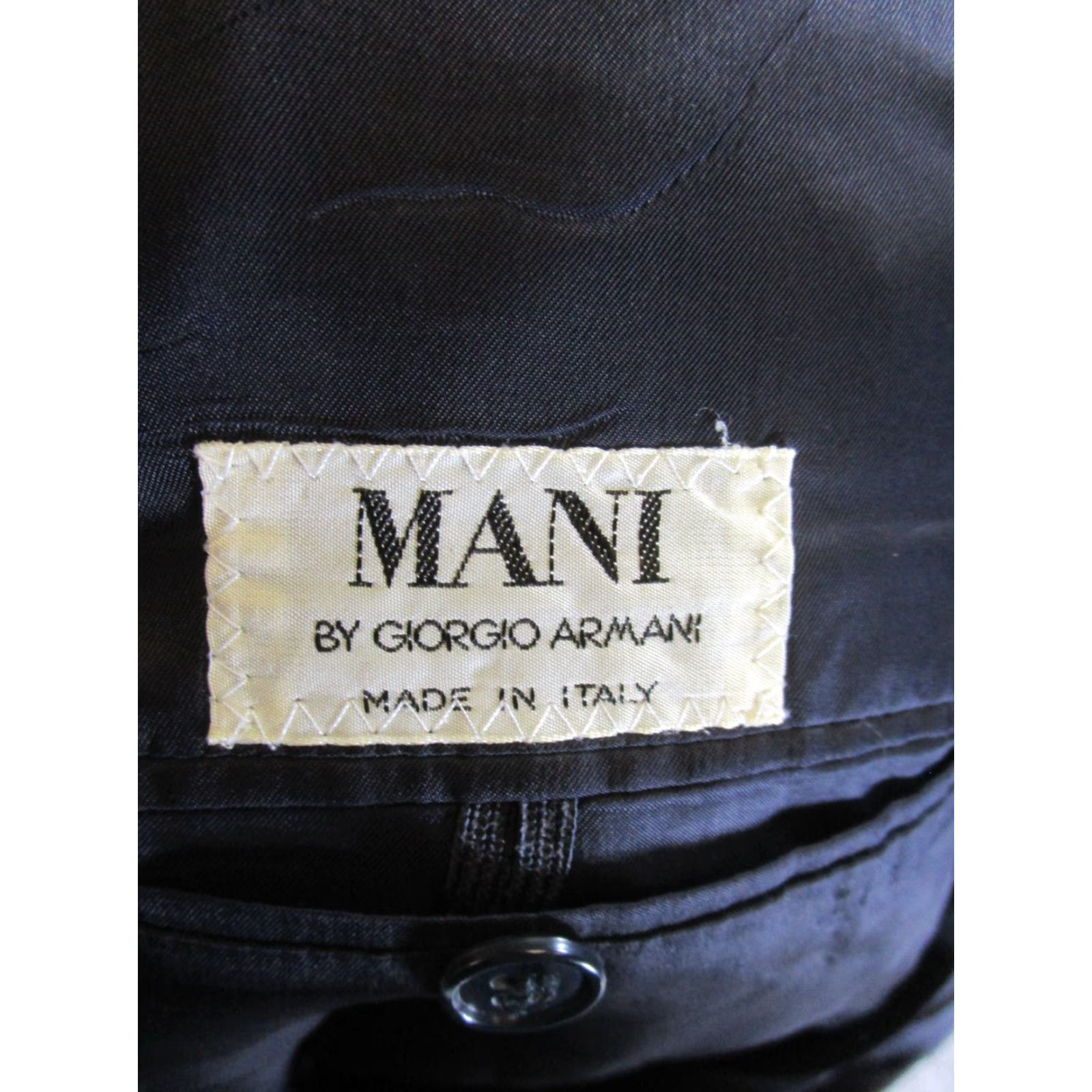 Vintage Mani Sport Coat Men 44 Navy Blue Wool Single-Breasted Jacket/Coat Regular Length Solid Pattern Mens 2 Piece Sports Theme Size US S / EU 44-46 / 1 - 7 Thumbnail
