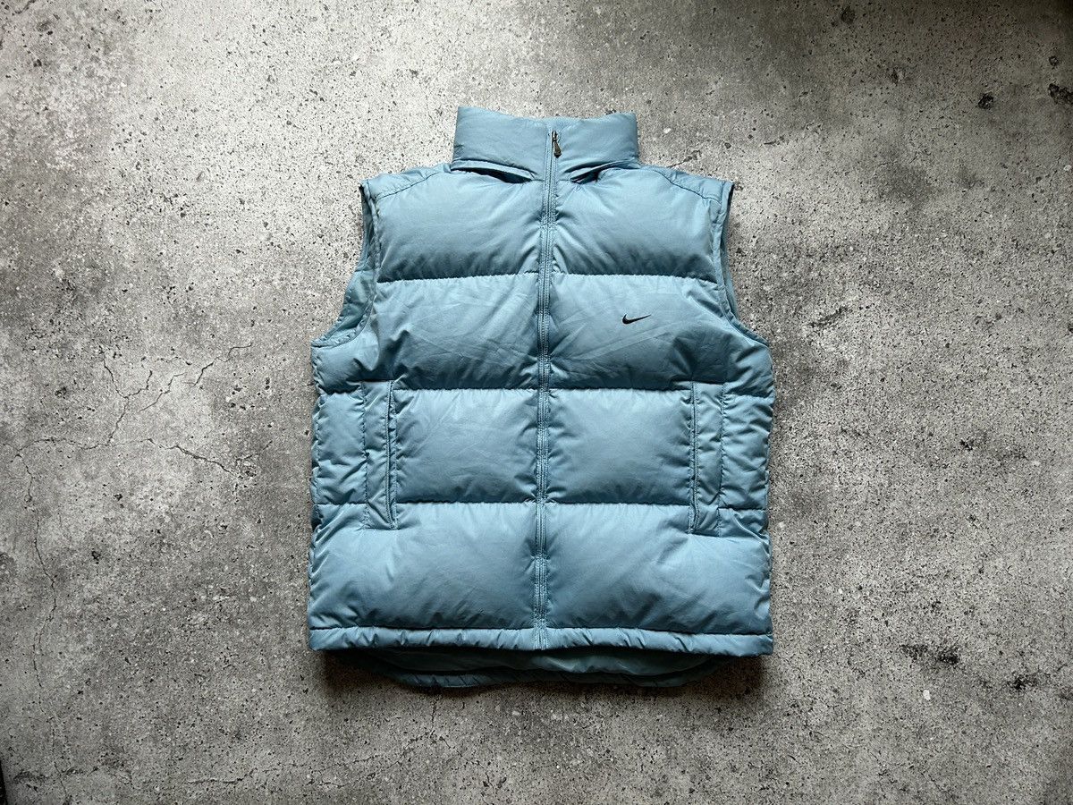 Nike 00s y2k Puffer vest baby blue