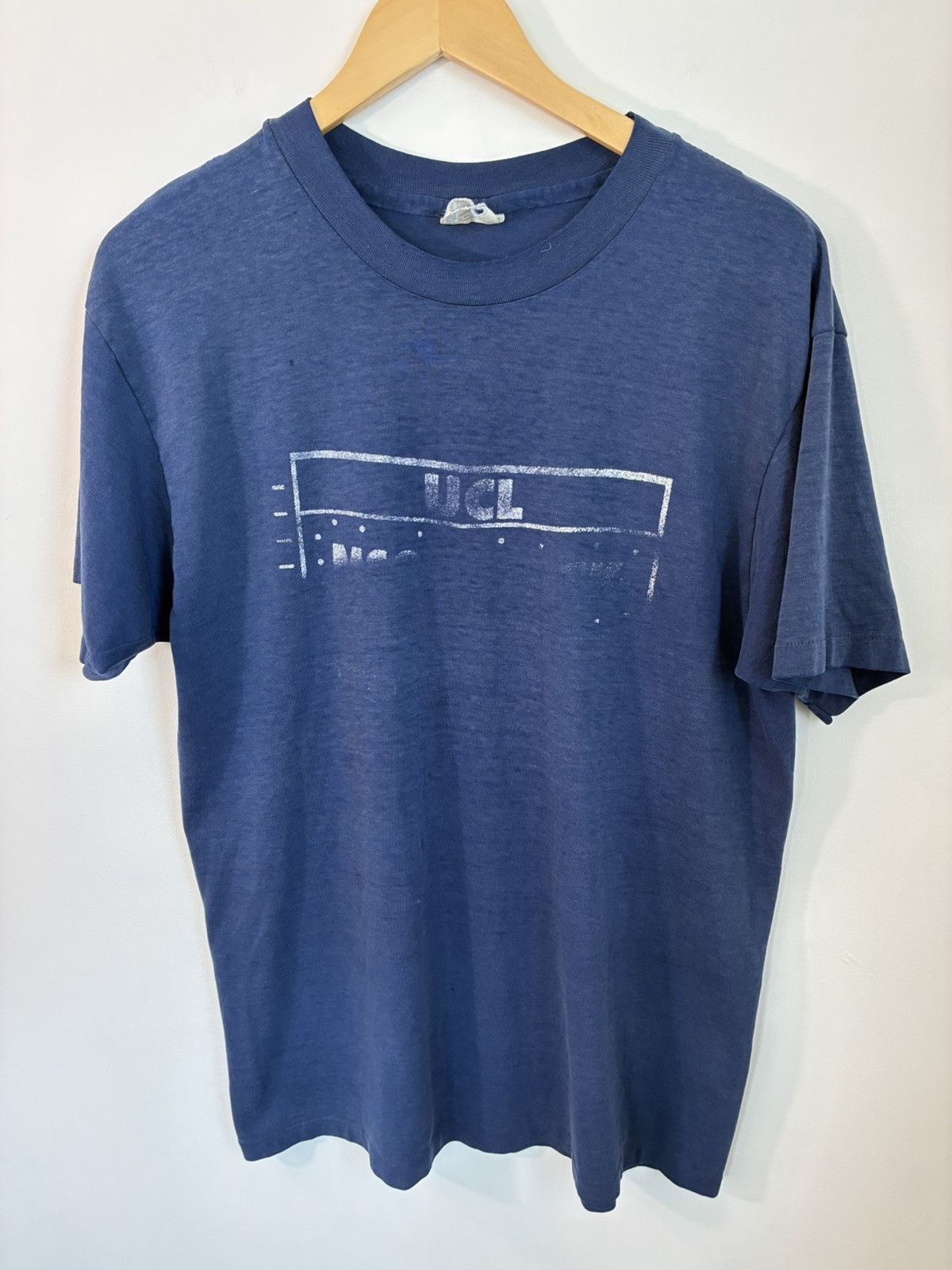 Vintage Single Stitch Thrashed Vintage 80s Tee Size US XL / EU 56 / 4 - 1 Thumbnail