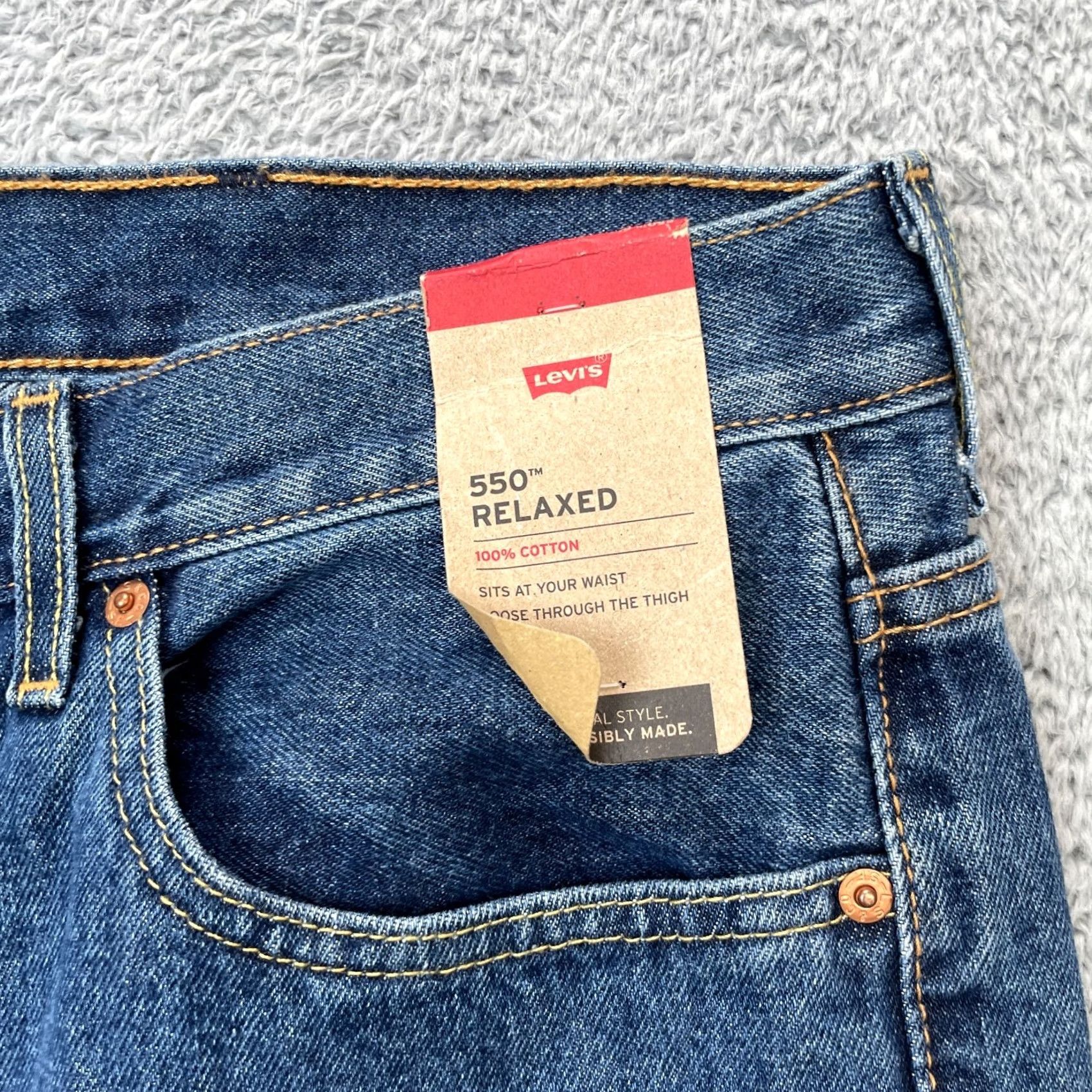 Levi's Levi's 550 Jeans Mens 46x32 Tall Blue Straight Leg Cotton Denim Logo Relaxed Fit Jeans Size US 44 / EU 60 - 5 Thumbnail