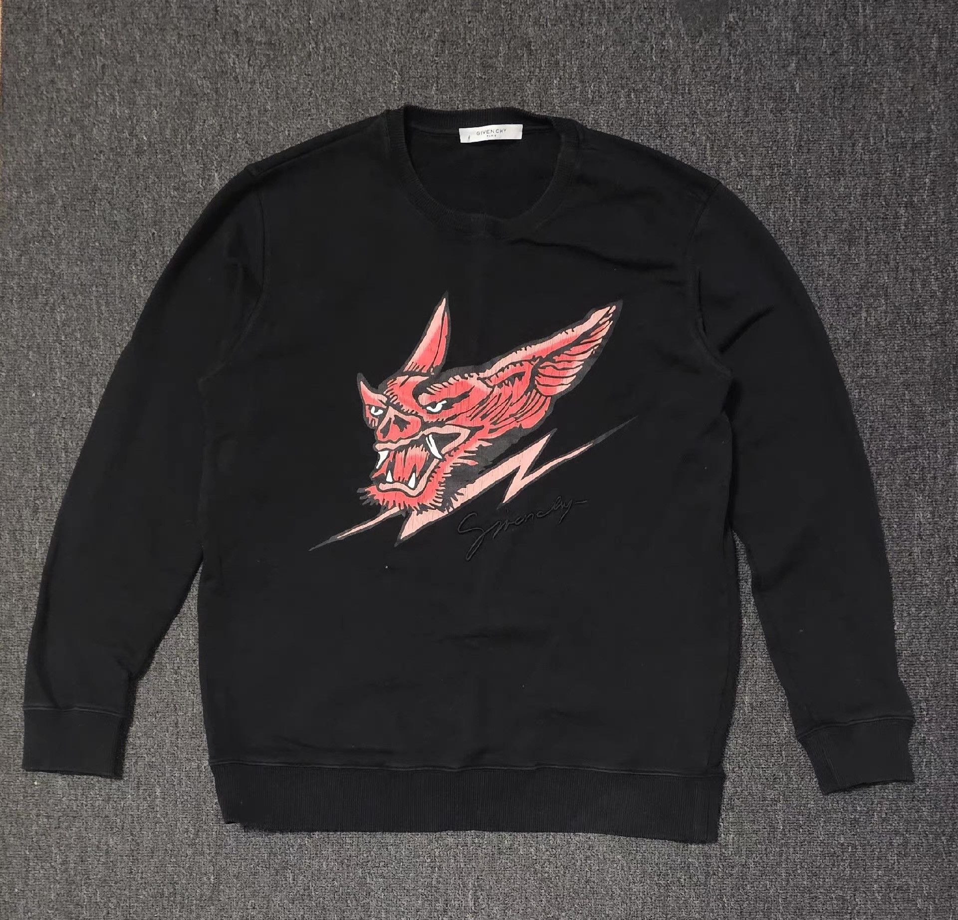 Givenchy Givenchy dragon pattern sweatshirt Q4 Size US M / EU 48-50 / 2 - 1 Thumbnail