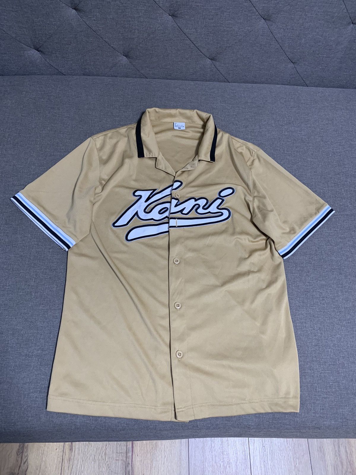 Karl Kani Karl Kani Rap Streetwear Button Shirt Size US M / EU 48-50 / 2 - 1 Thumbnail