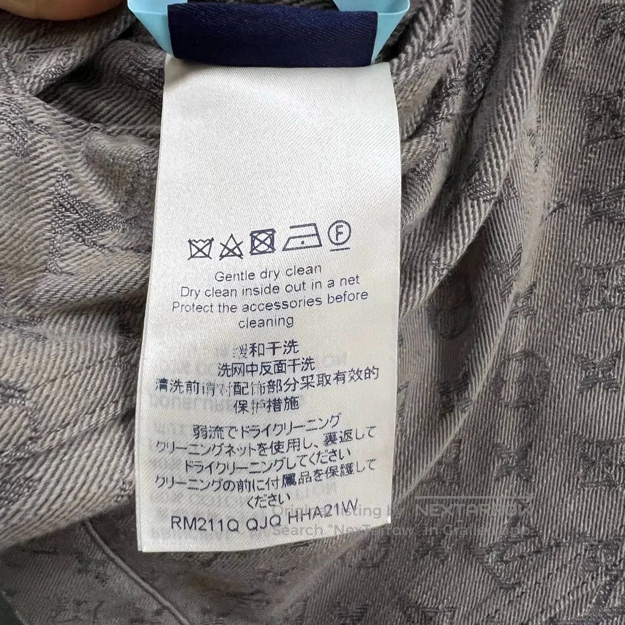 Louis Vuitton louis vuitton classic denim jacket with prints. Size US L / EU 52-54 / 3 - 6 Thumbnail