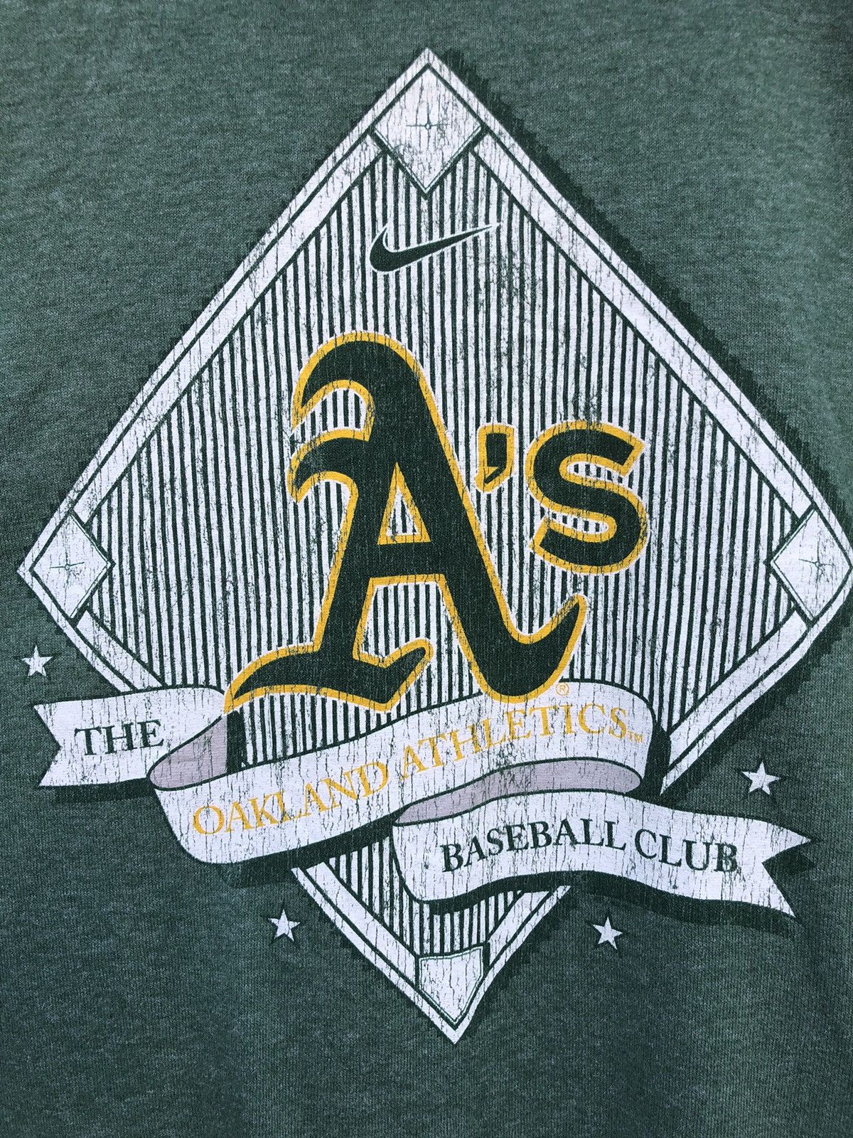 Nike Vintage Y2K Nike X MLB Oakland Athletics 50/50 Tshirt Size US XL / EU 56 / 4 - 5 Thumbnail