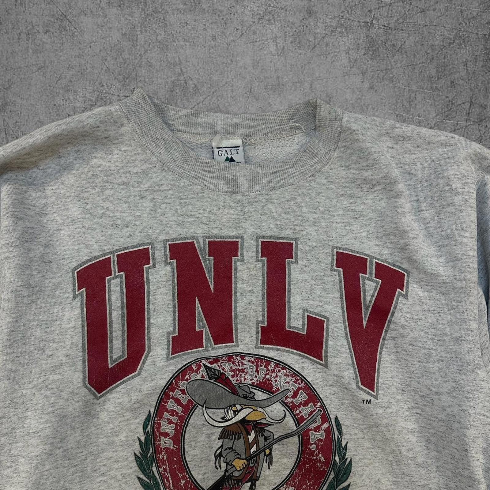 Vintage 90s UNLV University Crewneck Size US L / EU 52-54 / 3 - 2 Thumbnail