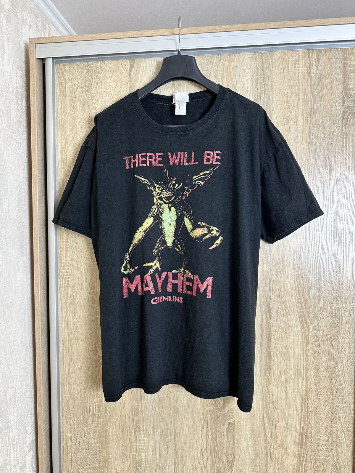 Expert Horror 🔥 Vintage 00s Gremlins Horror Tee Distressed 2000s T Shirt Size US XXL / EU 58 / 5 - 1 Thumbnail