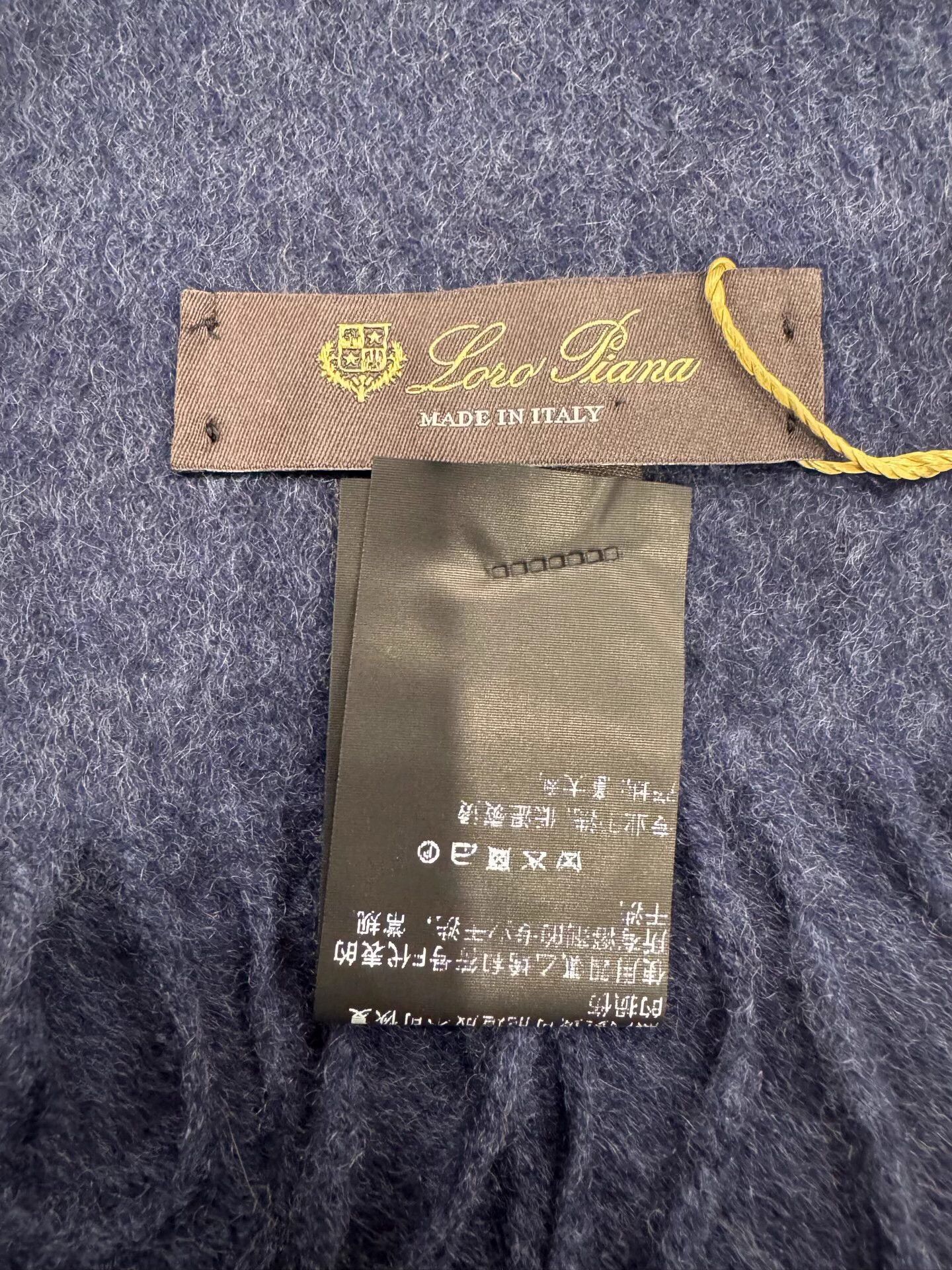Loro Piana Loro Piana blue double-faced cashmere scarf new with tags Size ONE SIZE - 6 Thumbnail
