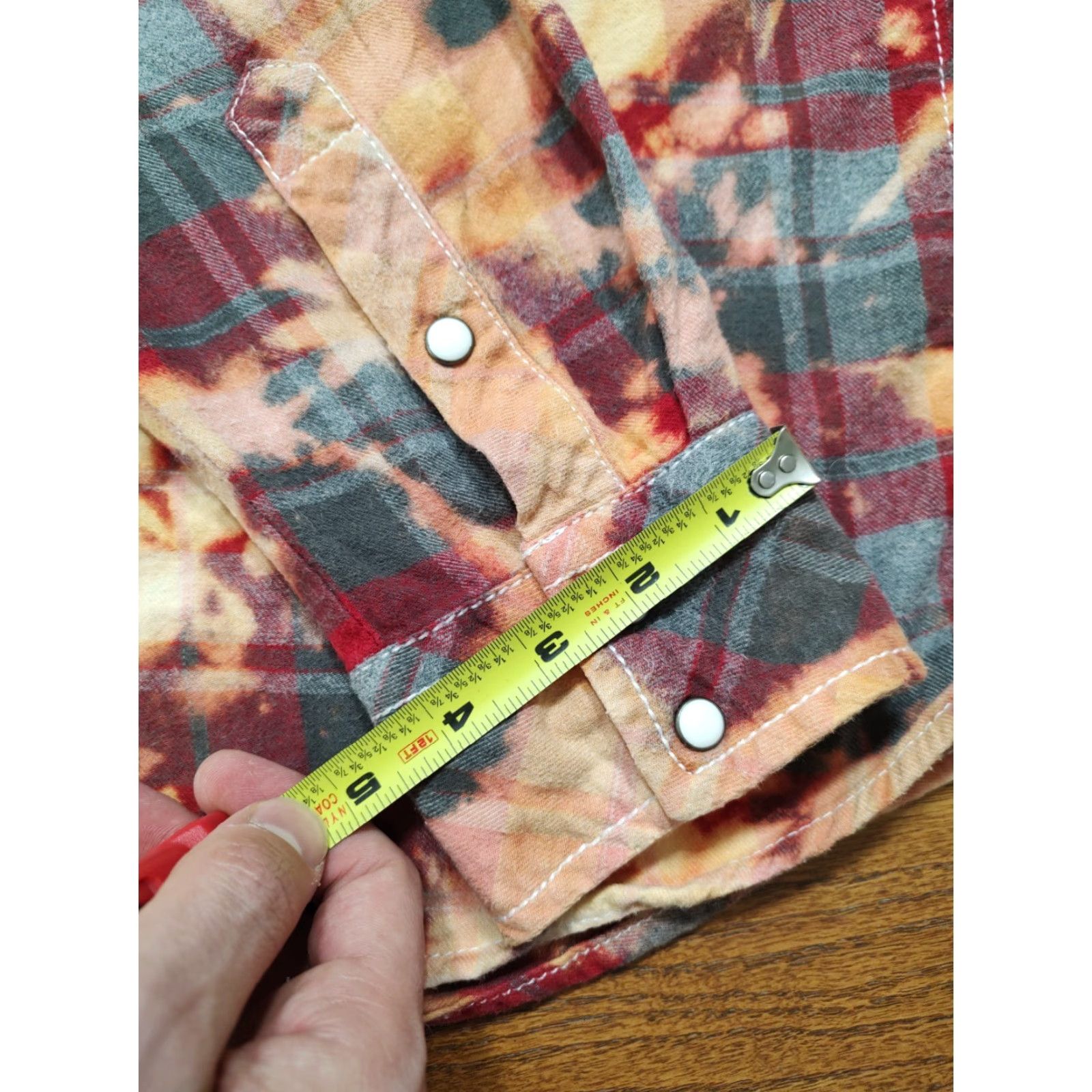 Vintage BKE Shirt Mens Large Red Pearl Snap Long Sleeve Standard Fit Flannel Vtie Dye Shirt Size US L / EU 52-54 / 3 - 6 Thumbnail