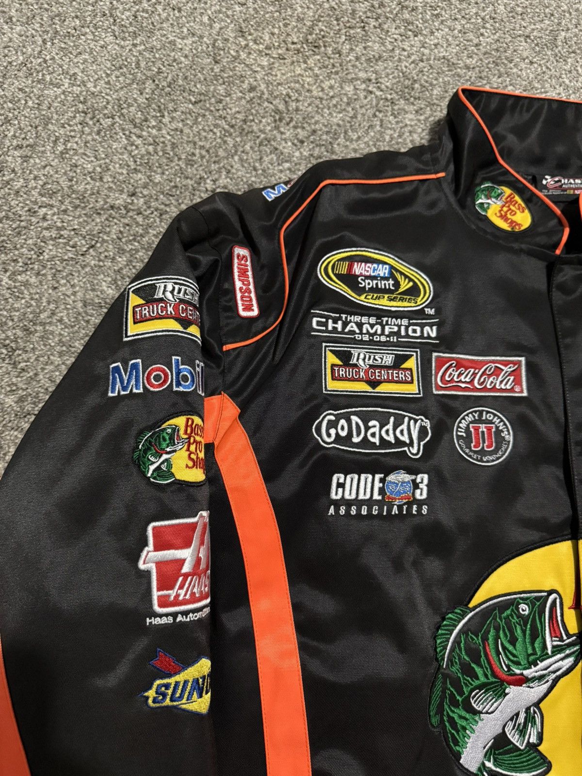 Bass Pro Shops Autographed Tony Stewart Bass Pro Shops Nascar Jacket Size US XL / EU 56 / 4 - 4 Thumbnail